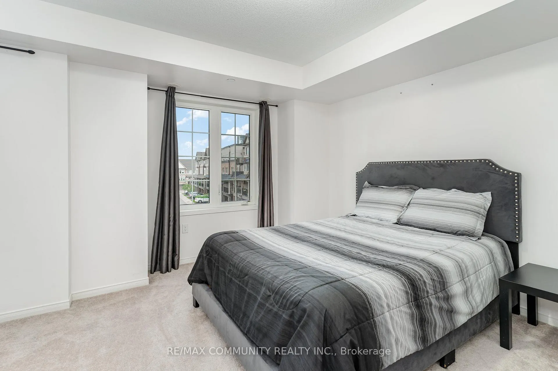 Photo 24 of Unit Room, 2757 Deputy Minister Path, Oshawa, Windfields — HOMEH