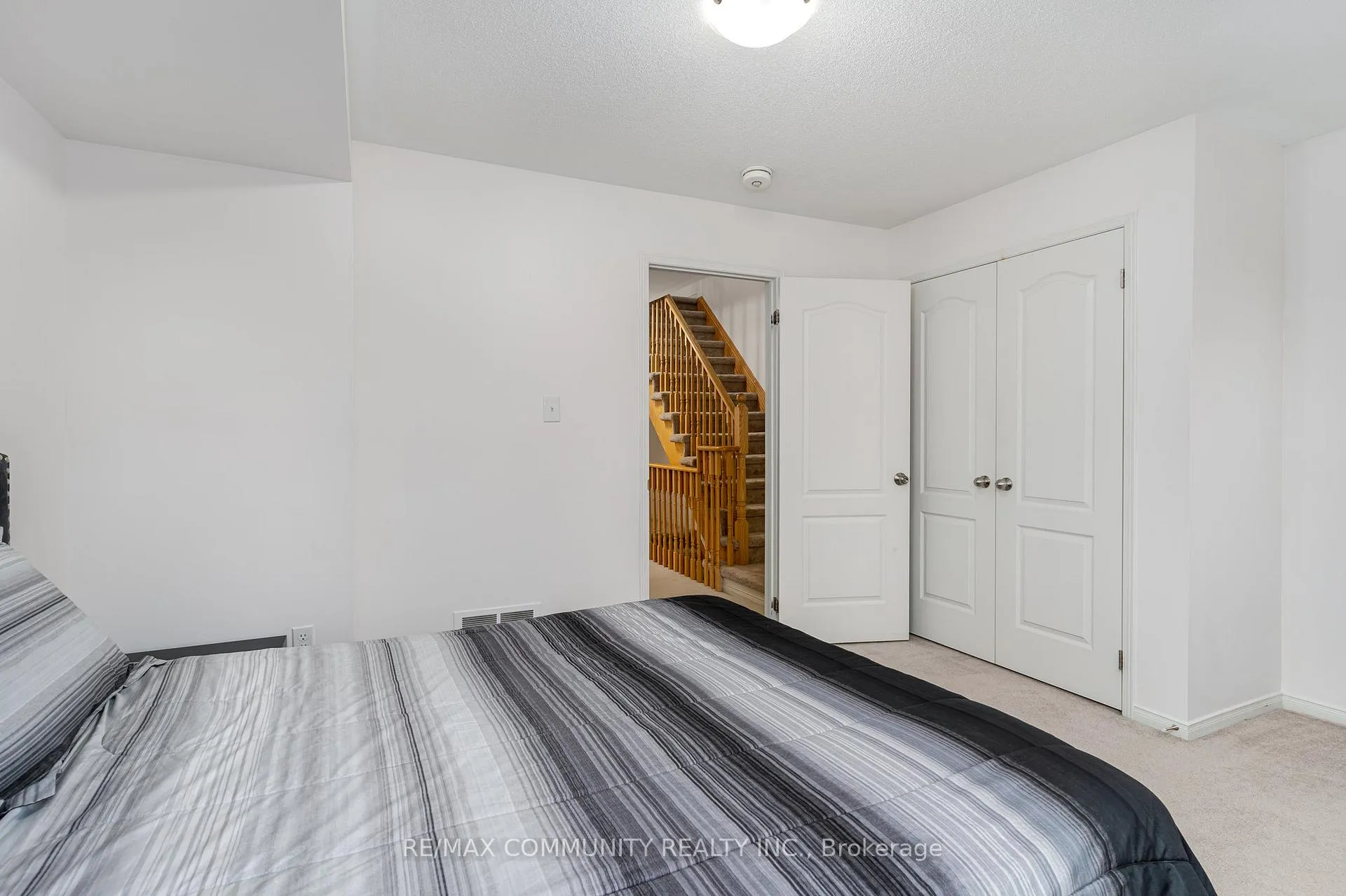 Photo 26 of Unit Room, 2757 Deputy Minister Path, Oshawa, Windfields — HOMEH