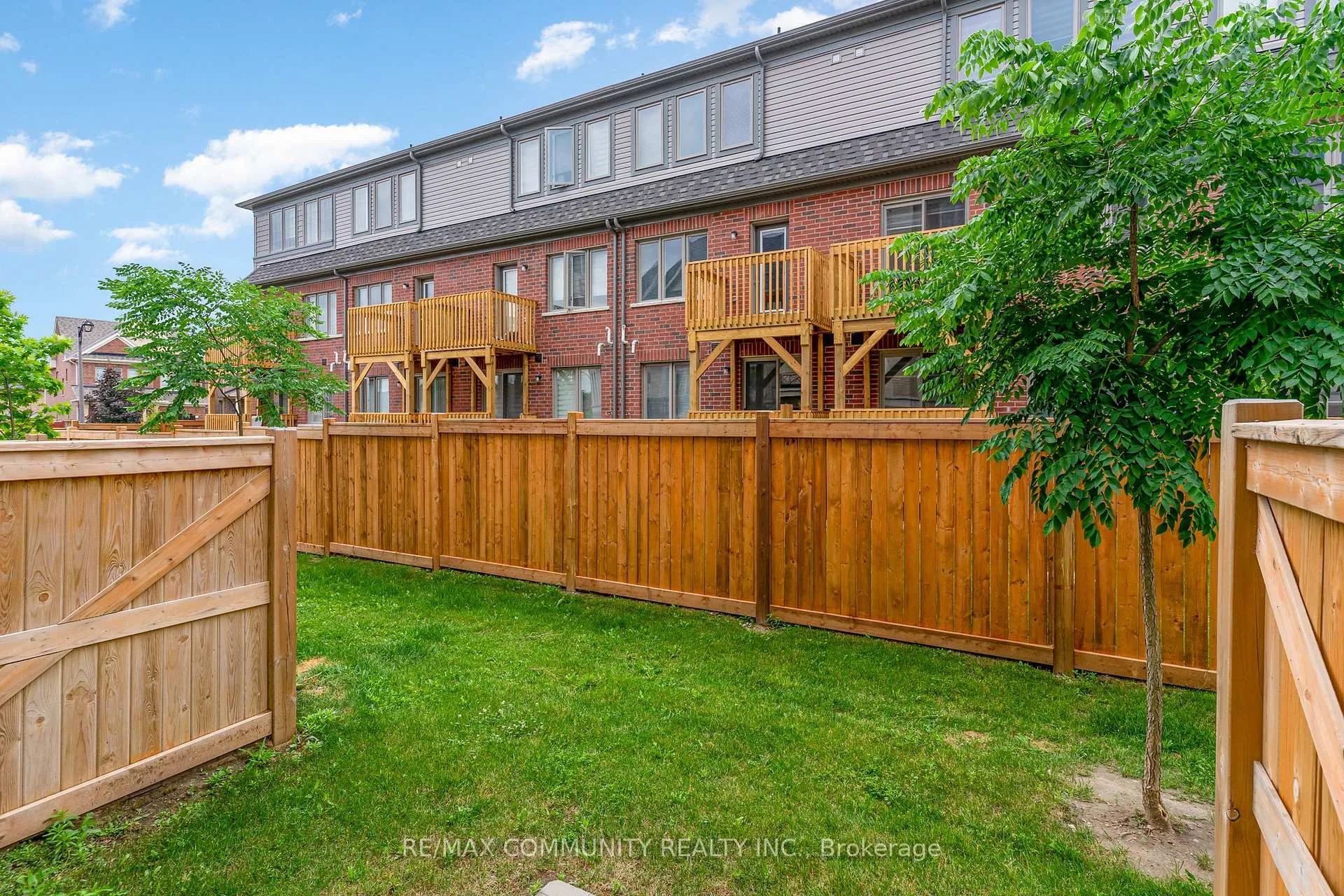 Photo 34 of Unit Room, 2757 Deputy Minister Path, Oshawa, Windfields — HOMEH