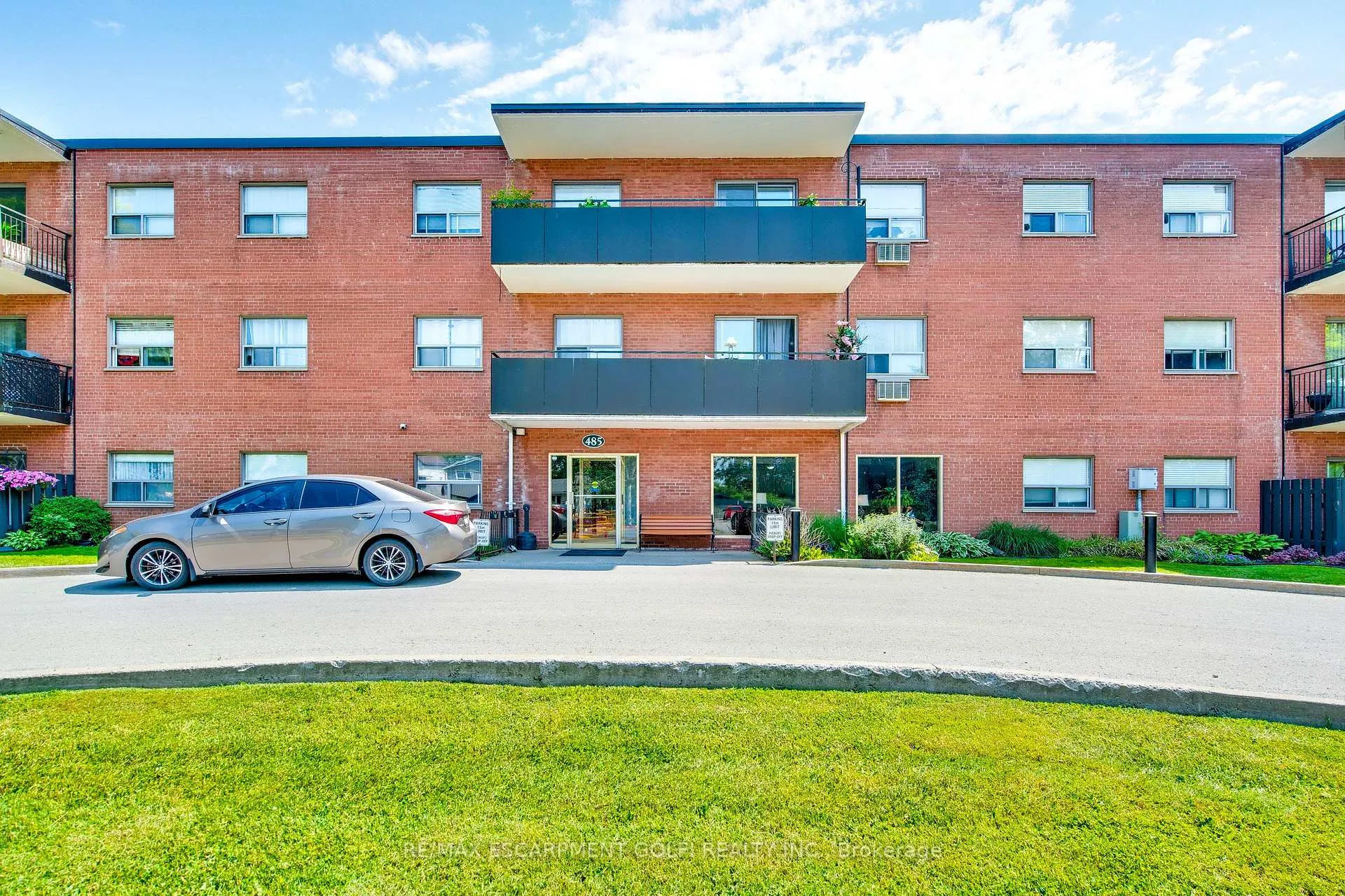 Photo 1 of Unit 319, 485 Thorold Road, Welland, Prince Charles — HOMEH
