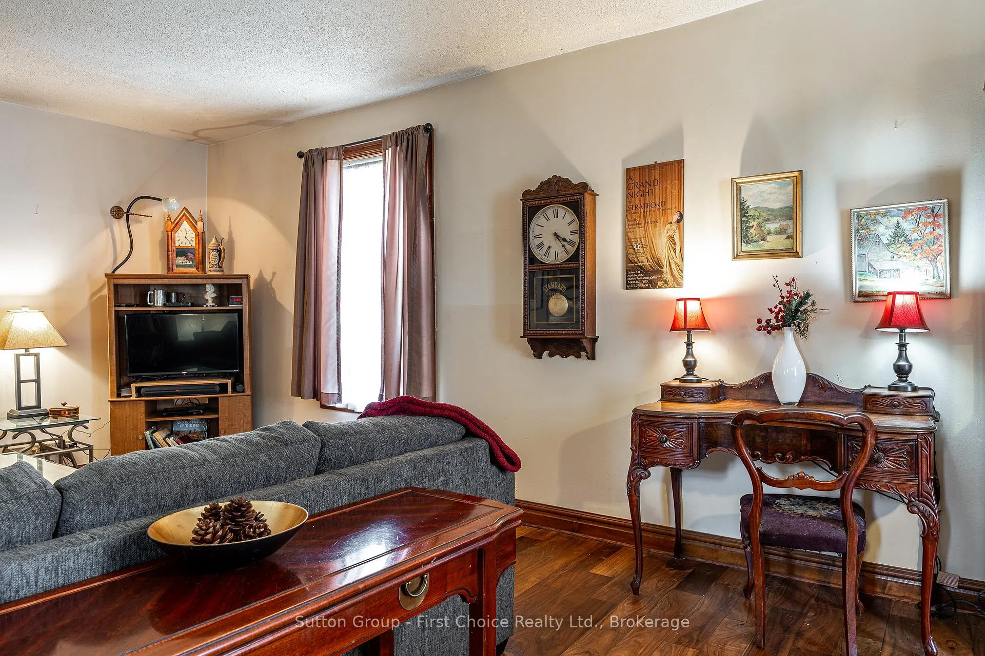 Photo 9 of 141 Perth Street, Stratford — HOMEH