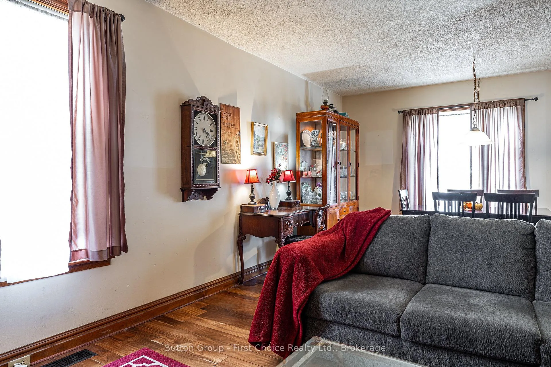 Photo 15 of 141 Perth Street, Stratford — HOMEH