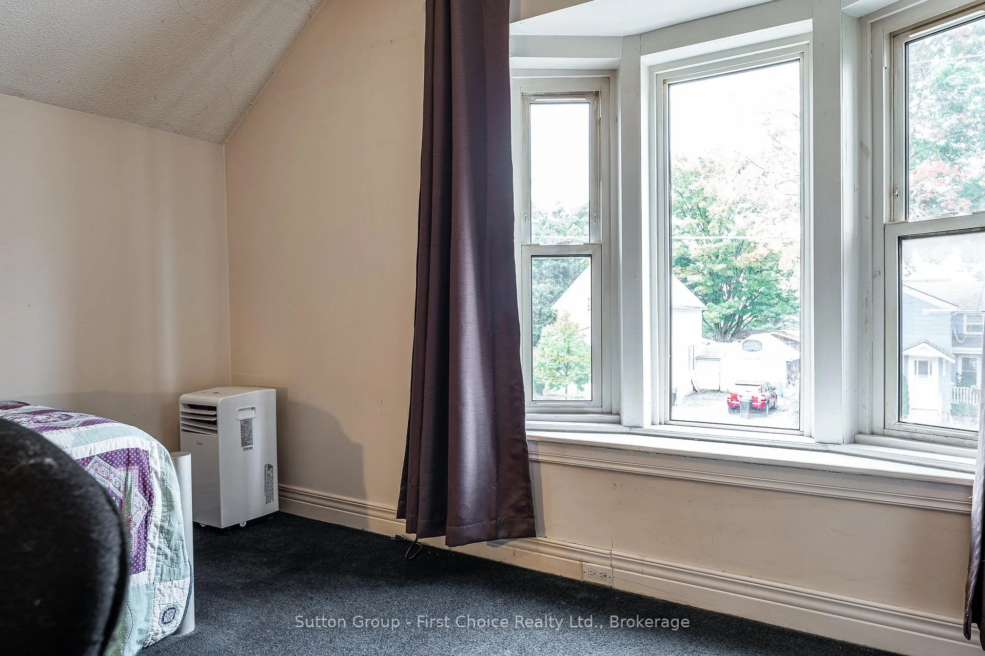 Photo 25 of 141 Perth Street, Stratford — HOMEH
