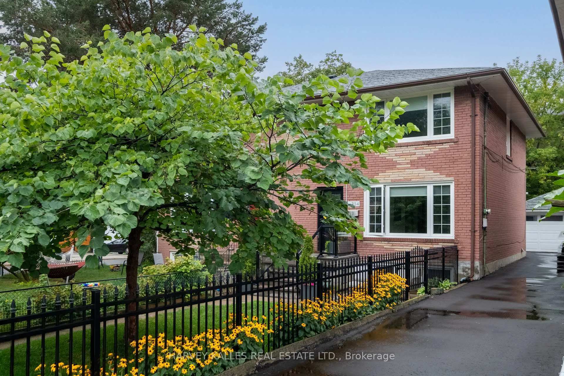 Photo 20 of 354 Highfield Road, Toronto, Greenwood-Coxwell — HOMEH