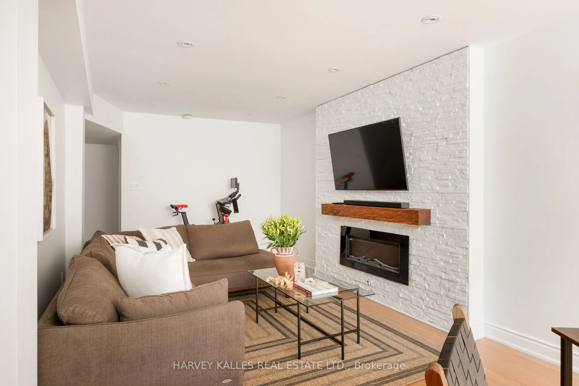 Photo 35 of 354 Highfield Road, Toronto, Greenwood-Coxwell — HOMEH