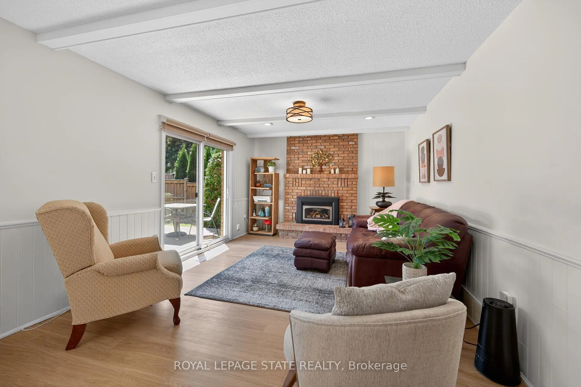 Photo 16 of 621 Tomahawk Crescent, Hamilton, Ancaster — HOMEH