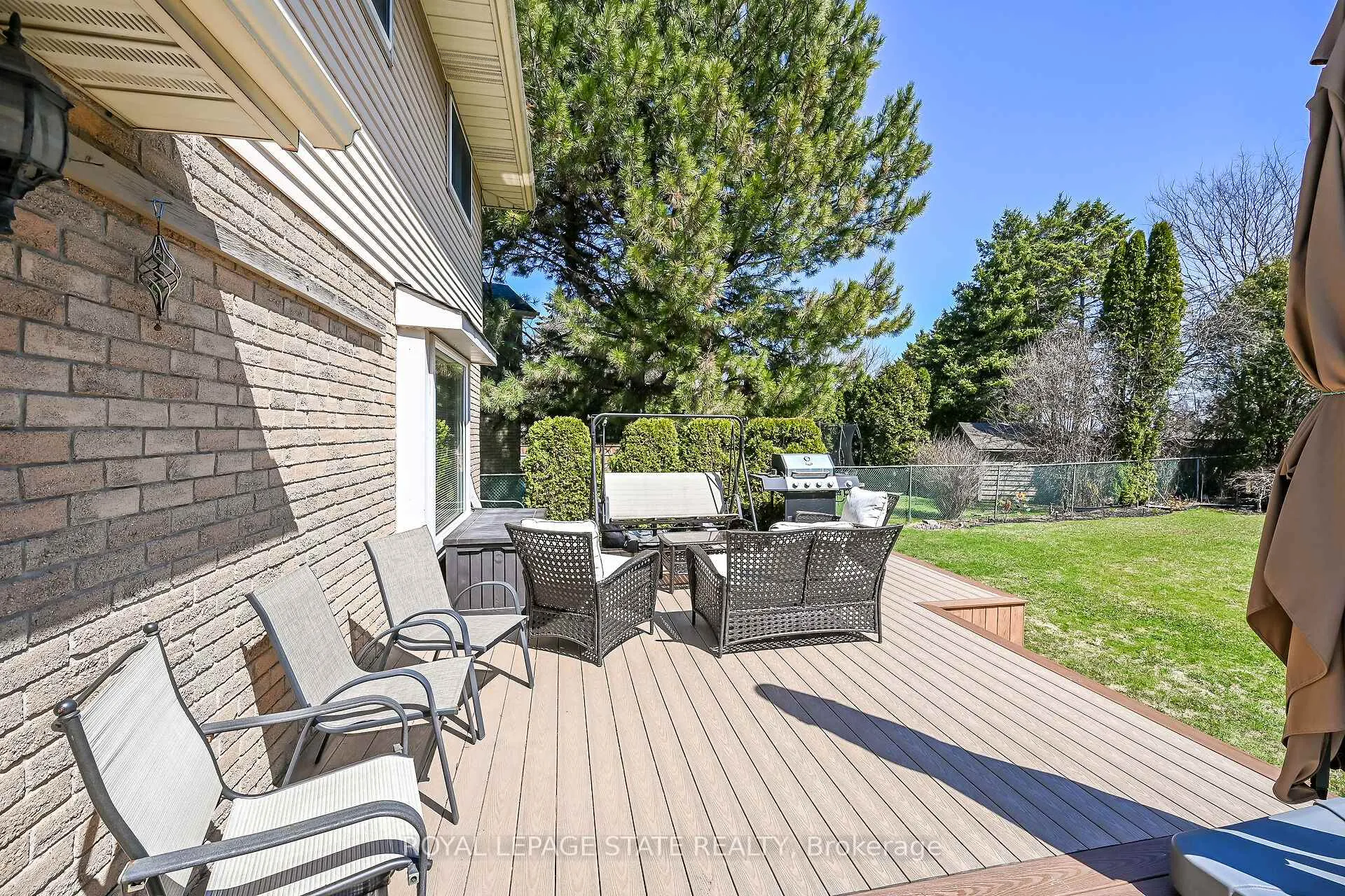 Photo 43 of 621 Tomahawk Crescent, Hamilton, Ancaster — HOMEH