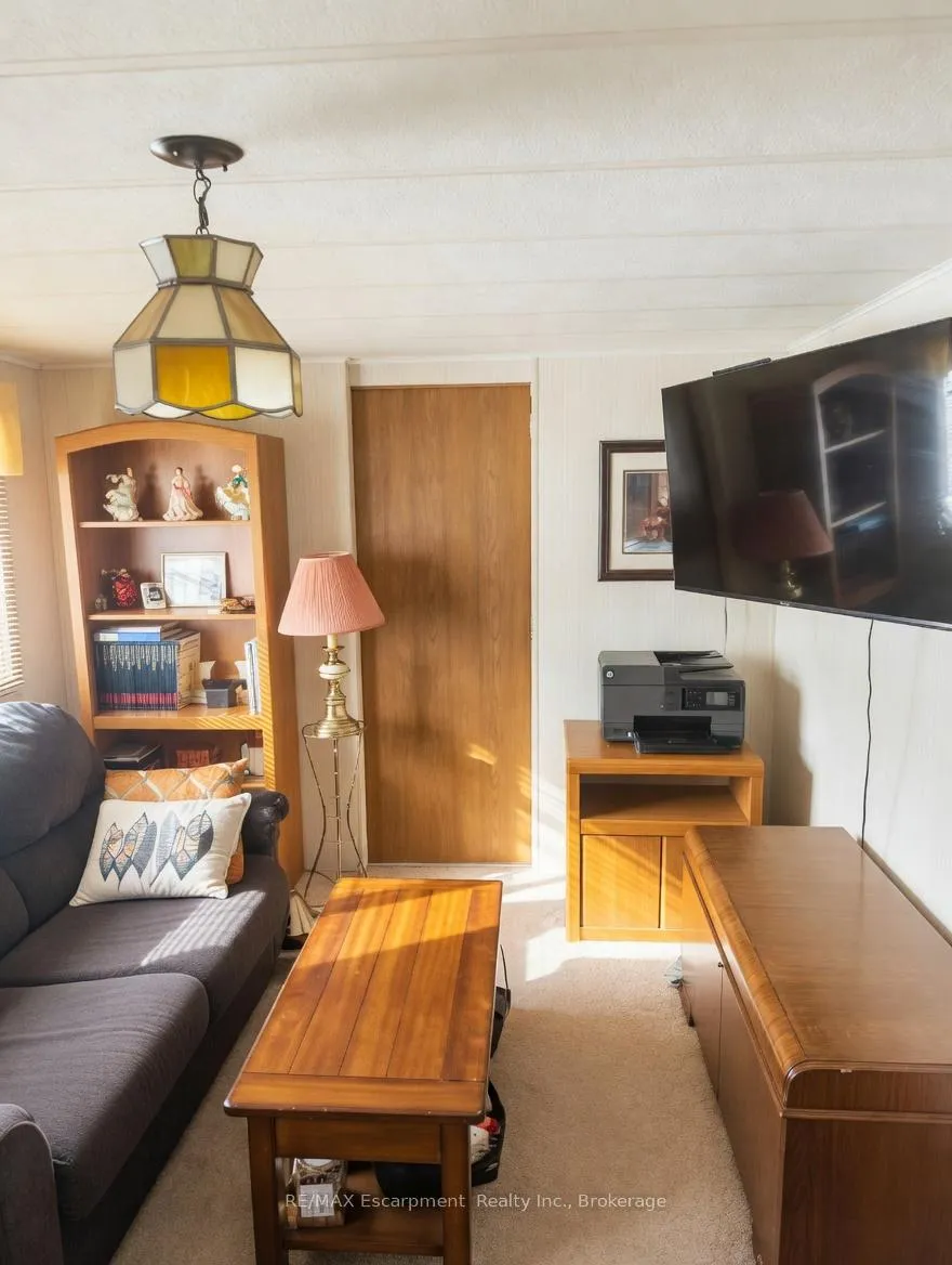 Photo 5 of Unit 232, 8845 Lundy's Lane, Niagara Falls, Ascot — HOMEH