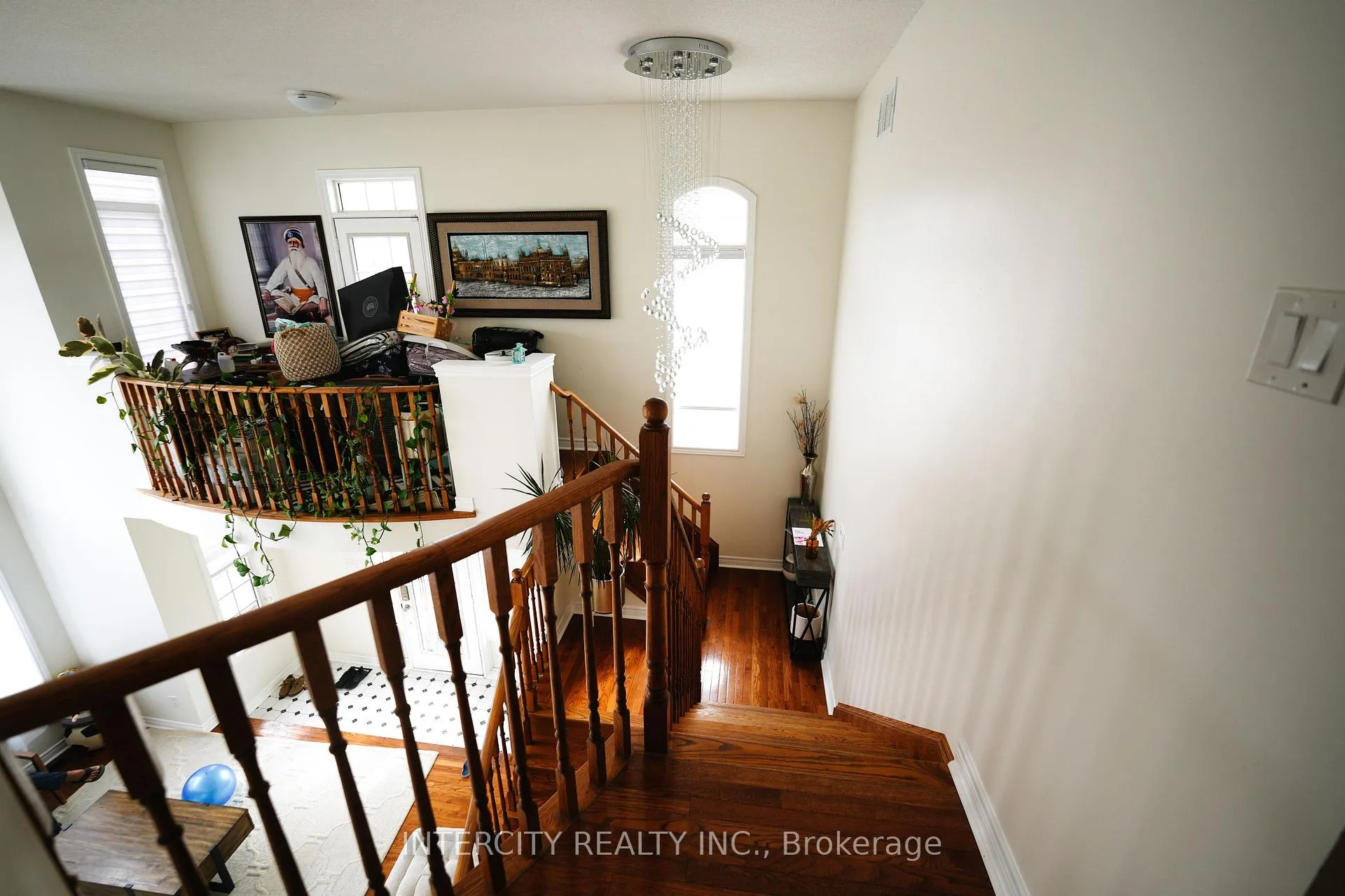 Photo 16 of 1 Pape Drive, Brampton, Sandringham-Wellington — HOMEH