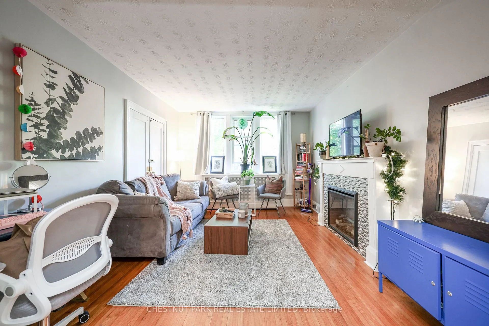 Photo 4 of 191 Castlefield Avenue, Toronto, Yonge-Eglinton — HOMEH