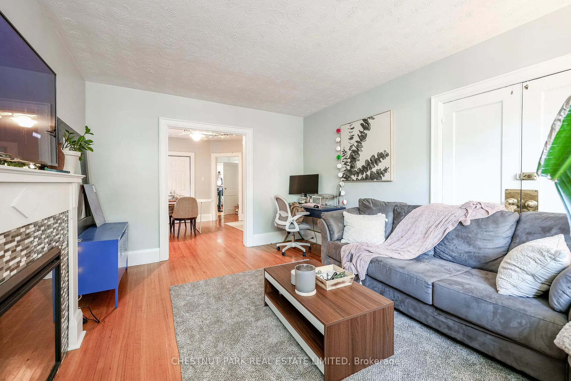 Photo 5 of 191 Castlefield Avenue, Toronto, Yonge-Eglinton — HOMEH