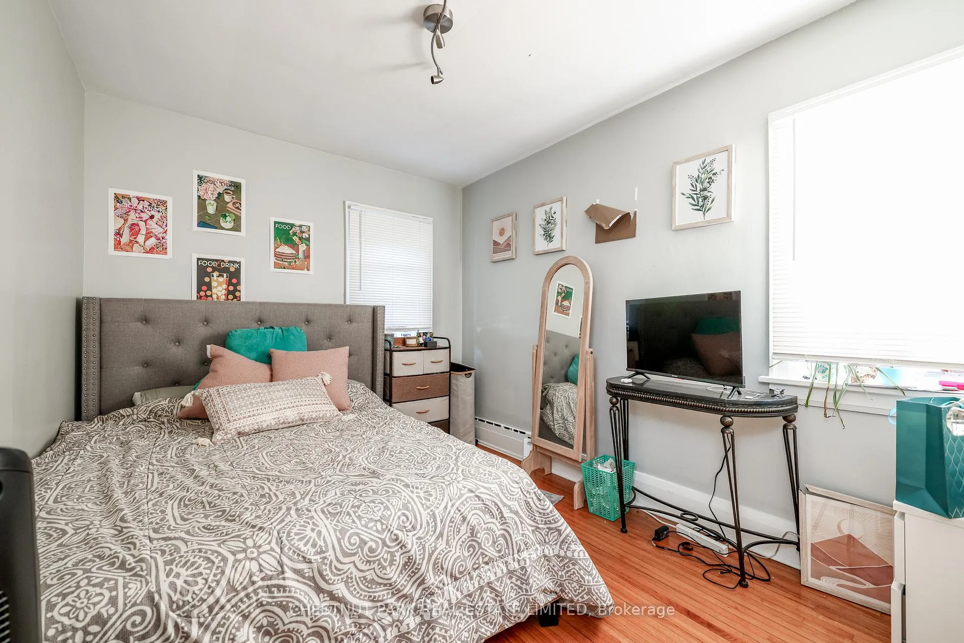 Photo 11 of 191 Castlefield Avenue, Toronto, Yonge-Eglinton — HOMEH