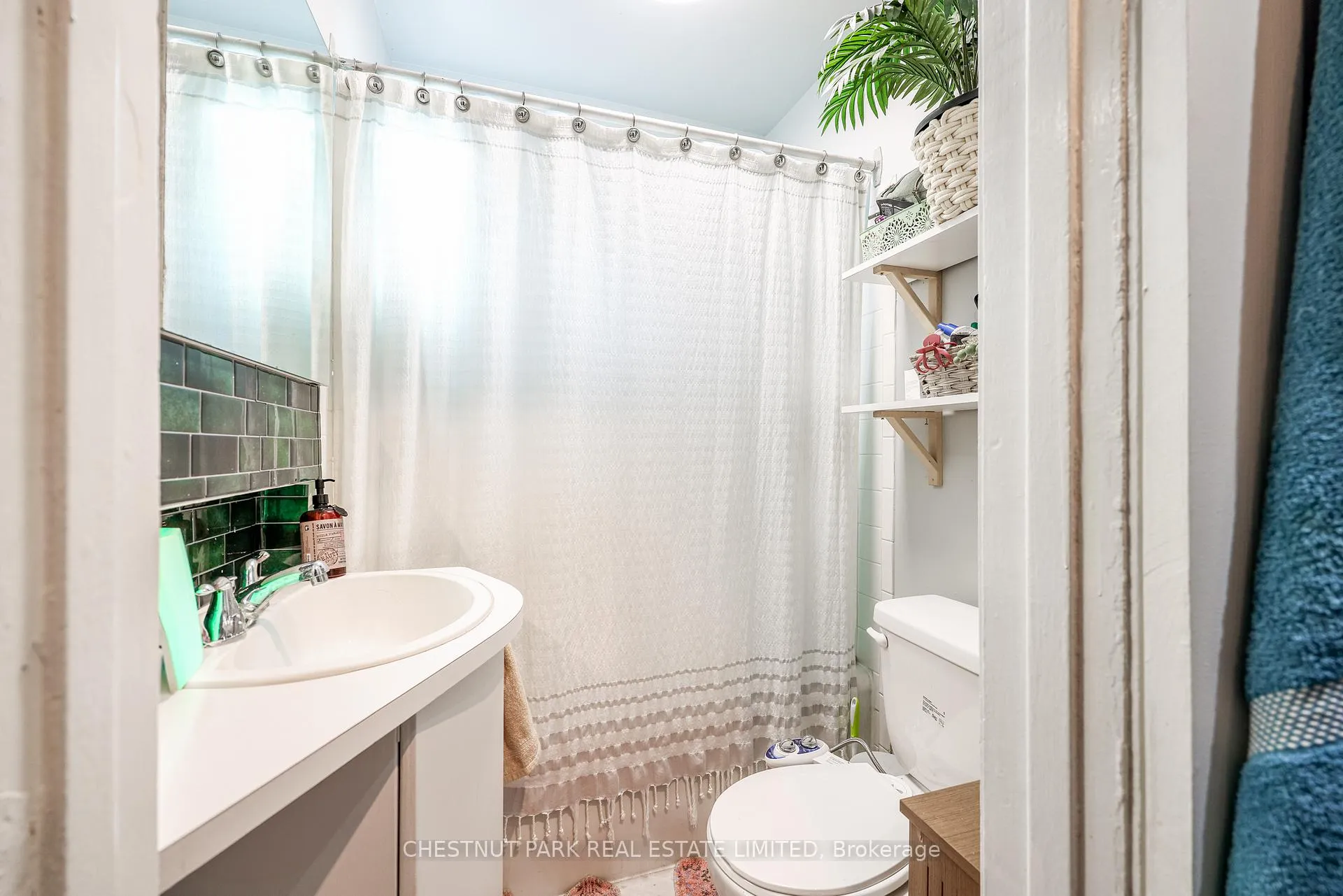 Photo 25 of 191 Castlefield Avenue, Toronto, Yonge-Eglinton — HOMEH