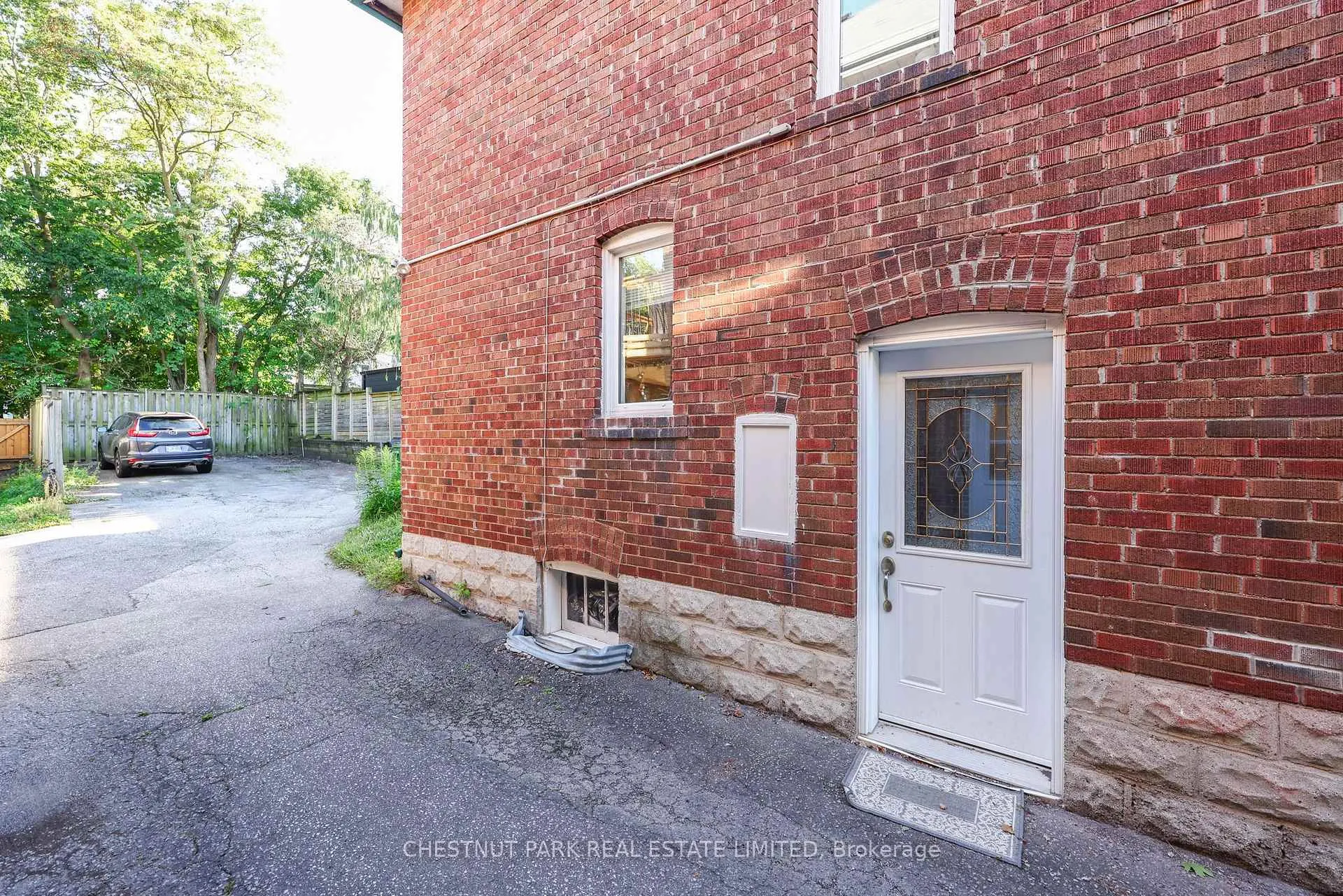 Photo 27 of 191 Castlefield Avenue, Toronto, Yonge-Eglinton — HOMEH