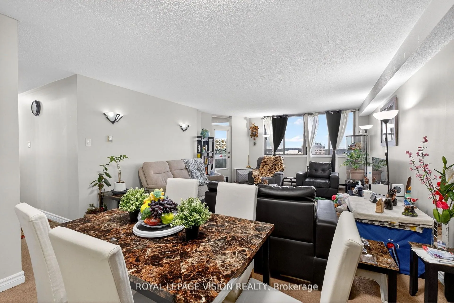 Photo 11 of Unit 1002, 81 Millside Drive, Milton, Old Milton — HOMEH