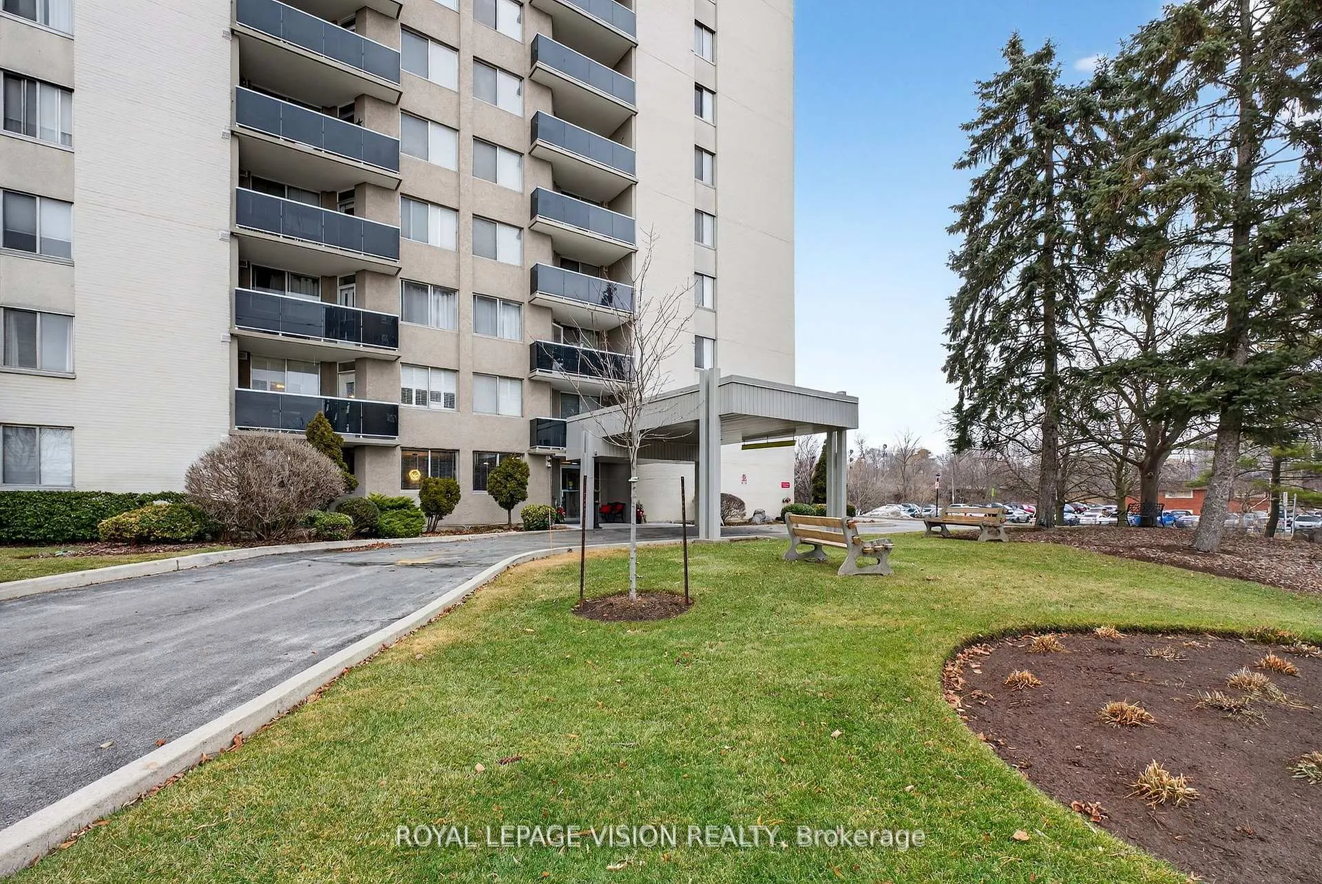 Photo 30 of Unit 1002, 81 Millside Drive, Milton, Old Milton — HOMEH