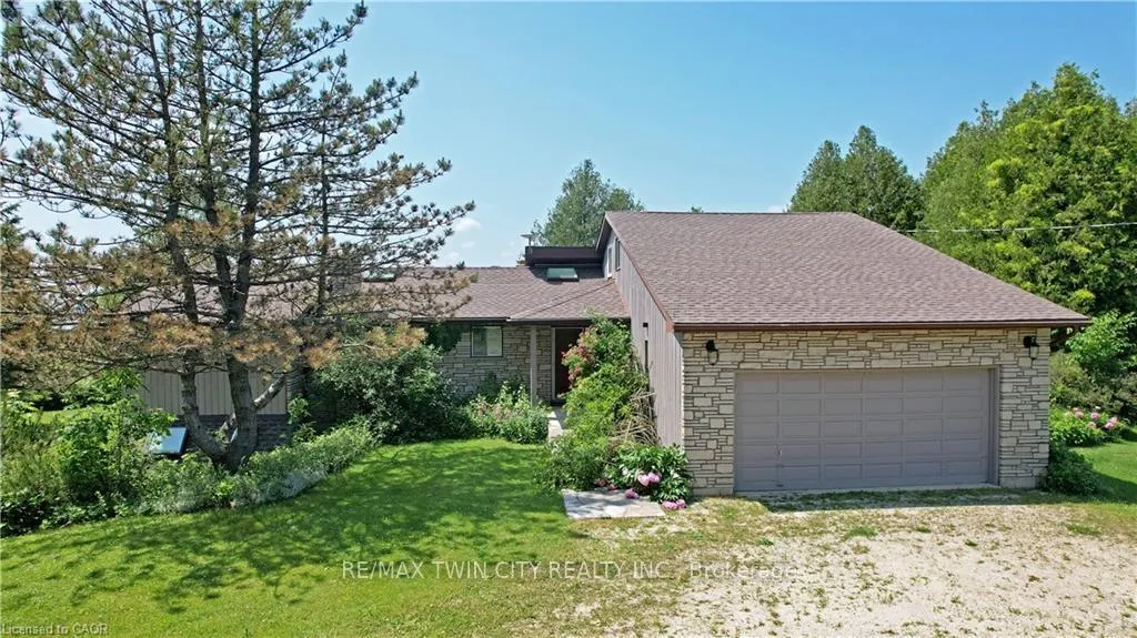 Photo 4 of 350320 Concession Road, Meaford — HOMEH