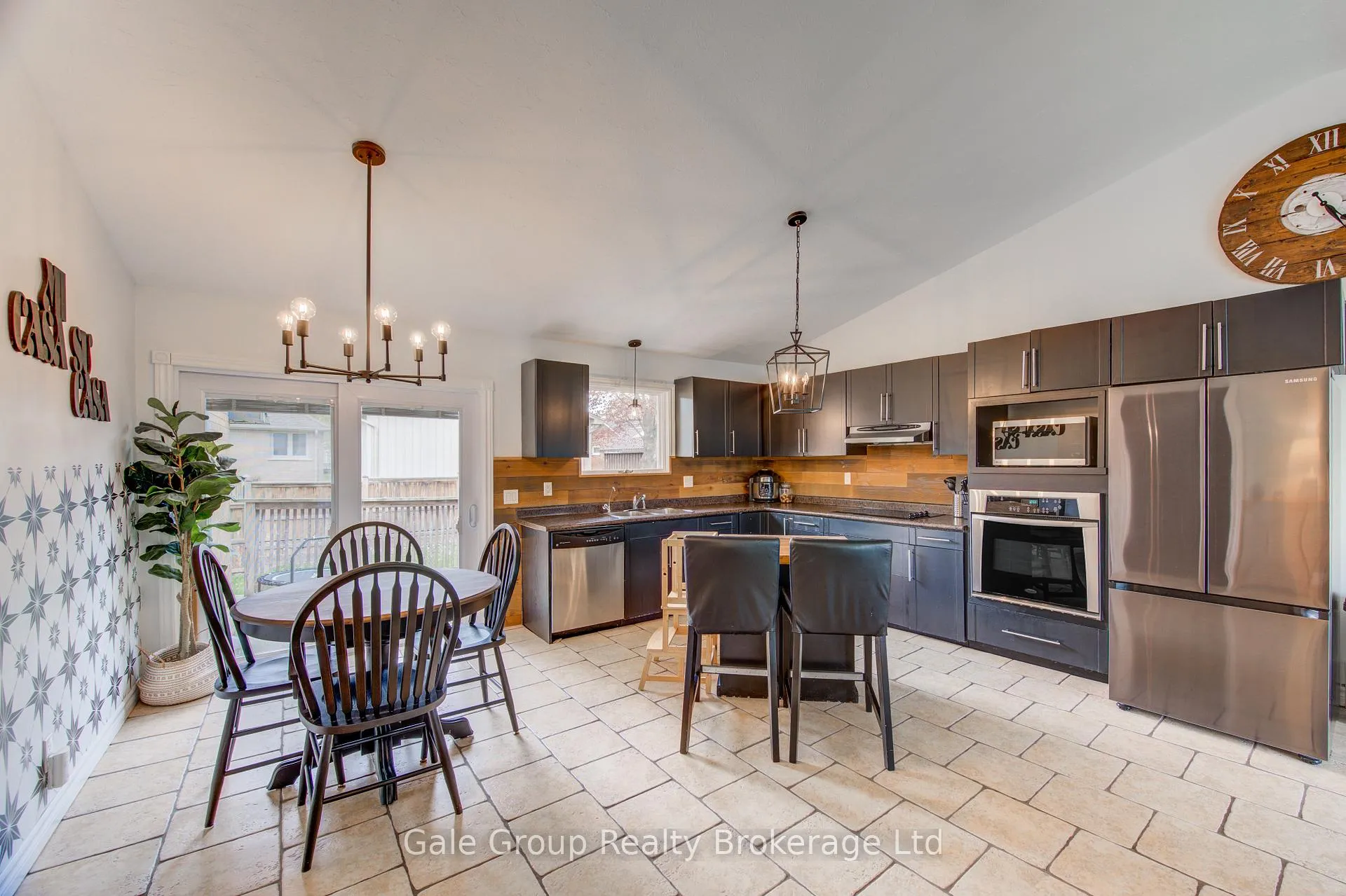 Photo 8 of 222 Caverly Road S, Aylmer — HOMEH