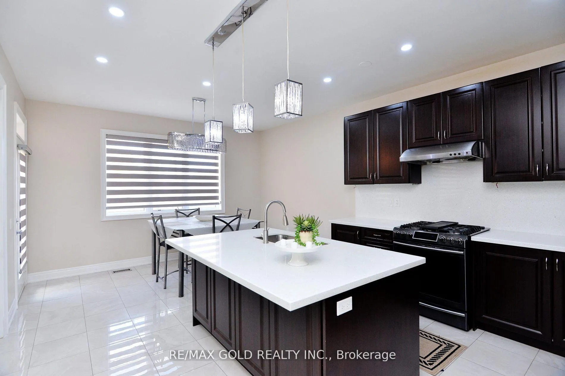 Photo 9 of 42 Brookwater Crescent, Caledon, Rural Caledon — HOMEH