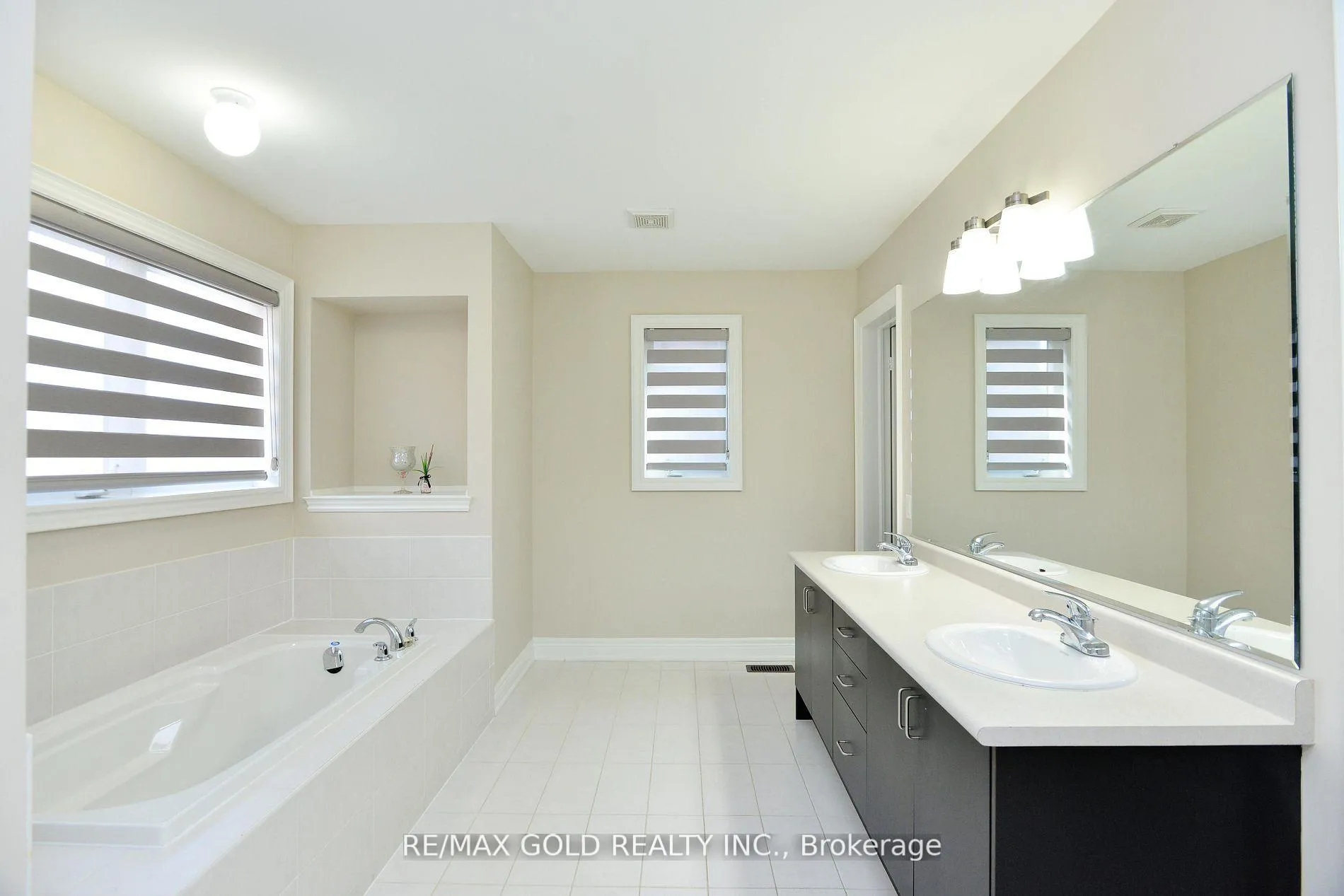 Photo 22 of 42 Brookwater Crescent, Caledon, Rural Caledon — HOMEH
