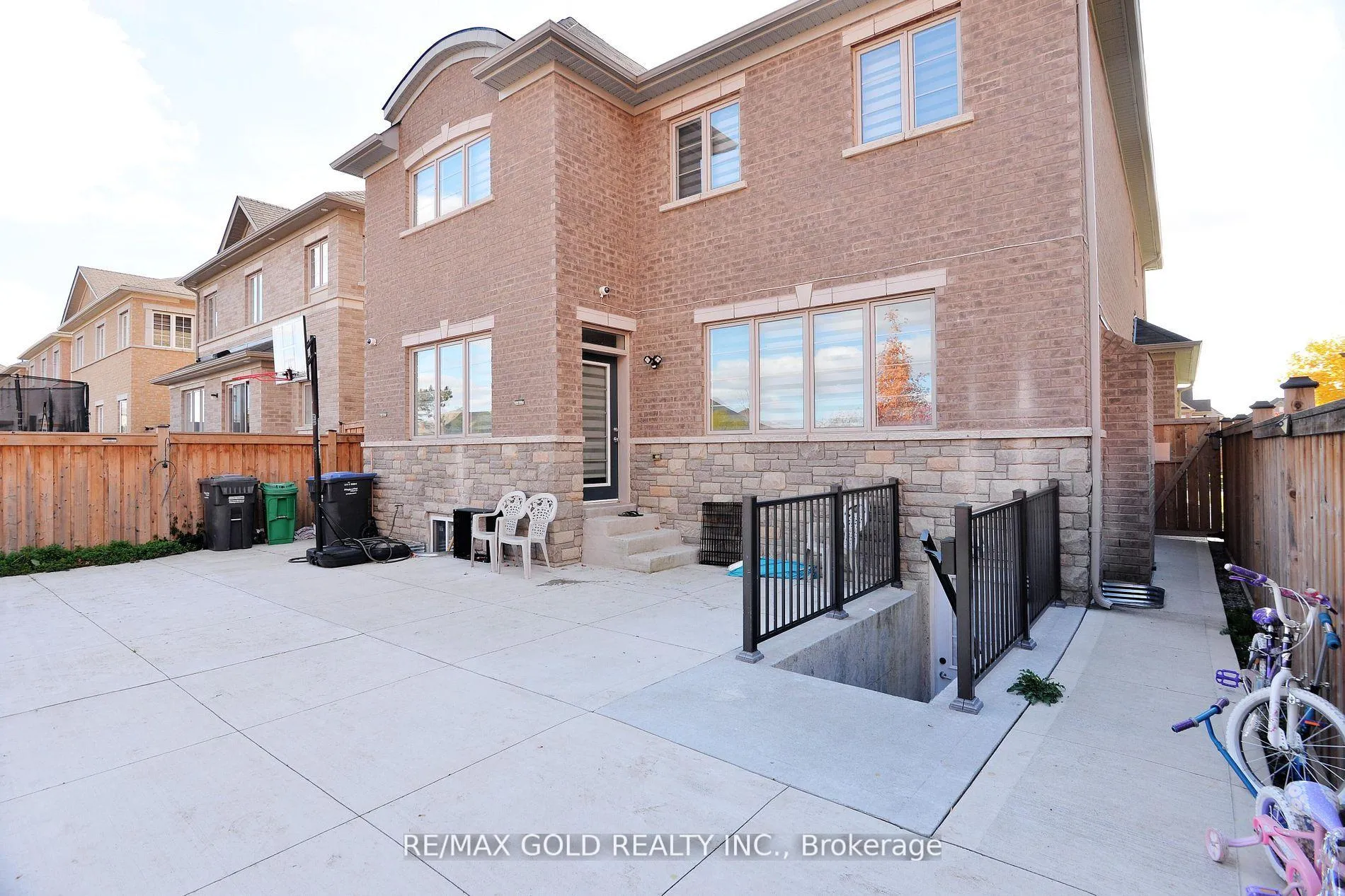Photo 39 of 42 Brookwater Crescent, Caledon, Rural Caledon — HOMEH