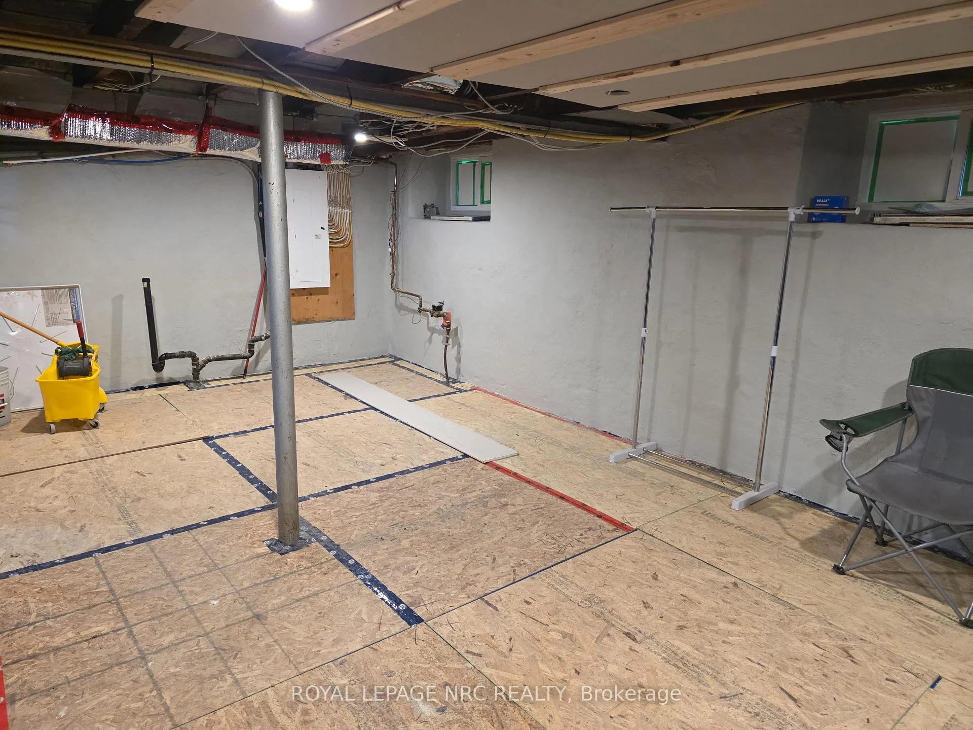 Photo 14 of 220 Emerald Street N, Hamilton, Landsdale — HOMEH