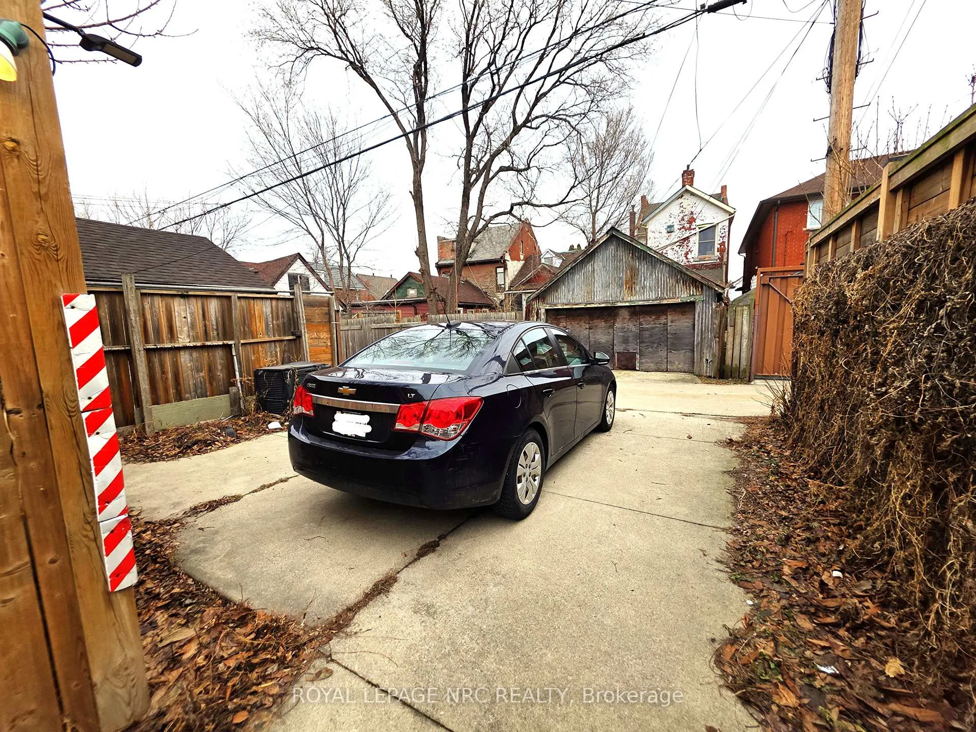 Photo 22 of 220 Emerald Street N, Hamilton, Landsdale — HOMEH