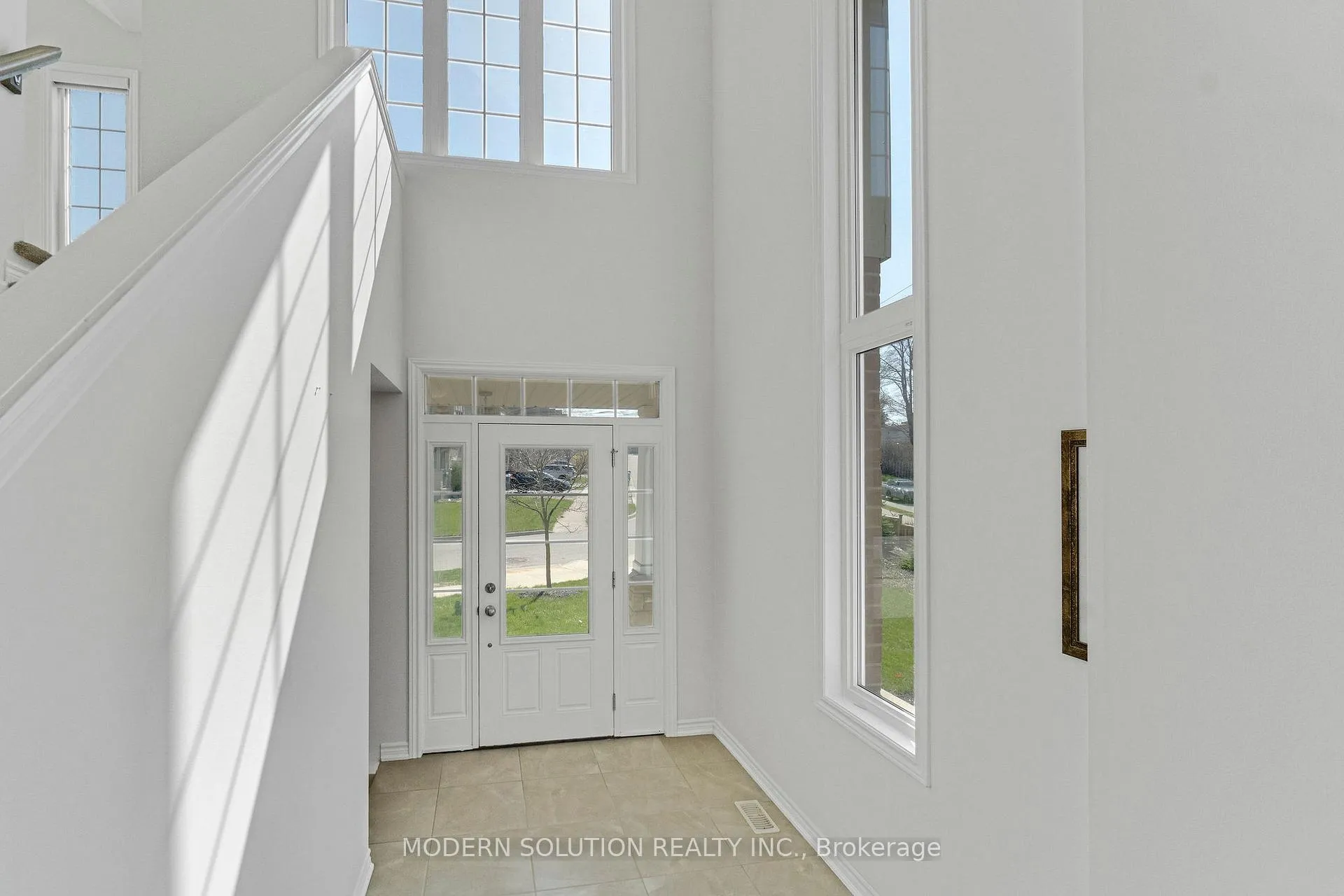 Photo 4 of 99 Creighton Avenue, Guelph, Grange Road — HOMEH