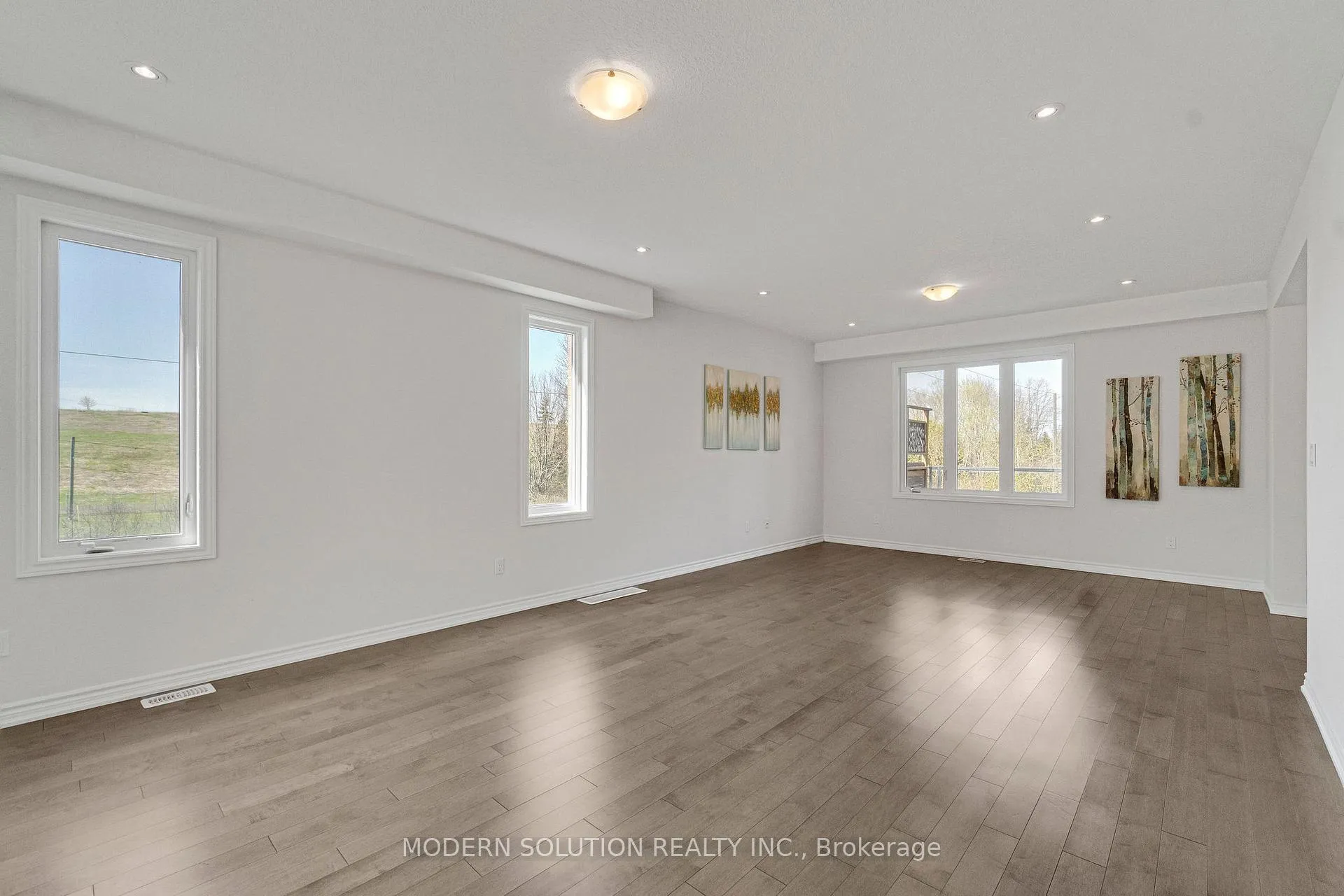 Photo 5 of 99 Creighton Avenue, Guelph, Grange Road — HOMEH