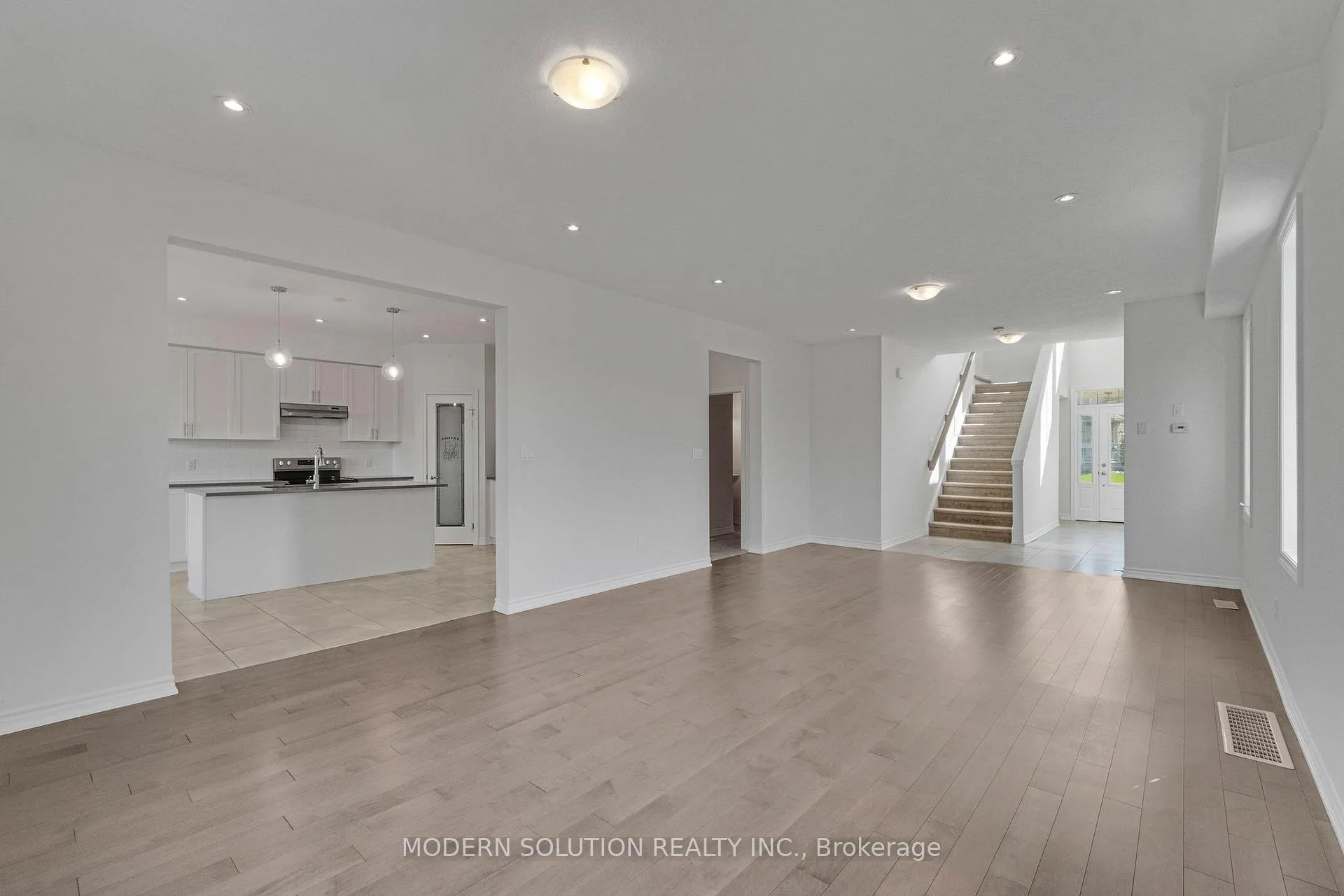 Photo 6 of 99 Creighton Avenue, Guelph, Grange Road — HOMEH