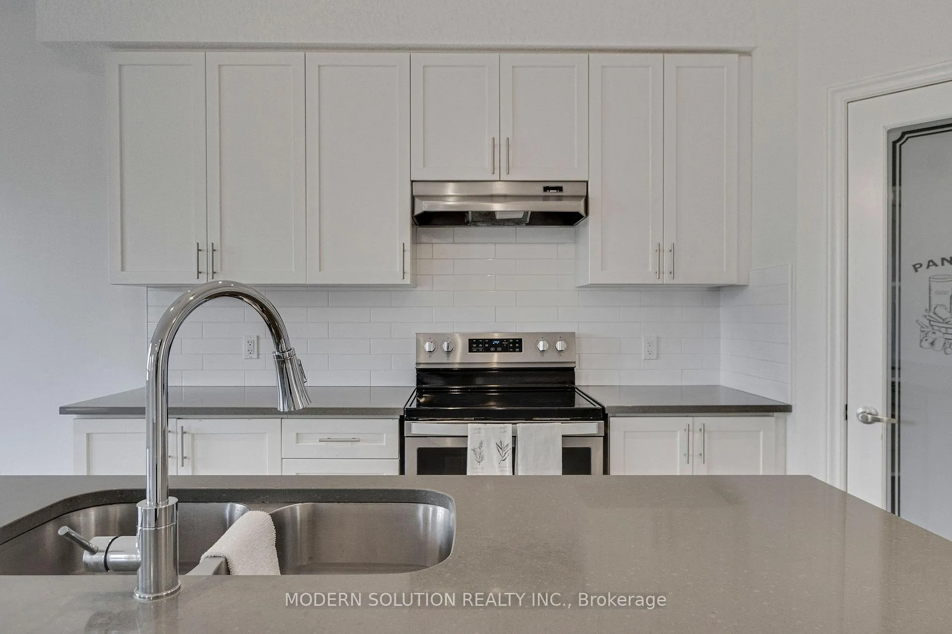 Photo 9 of 99 Creighton Avenue, Guelph, Grange Road — HOMEH