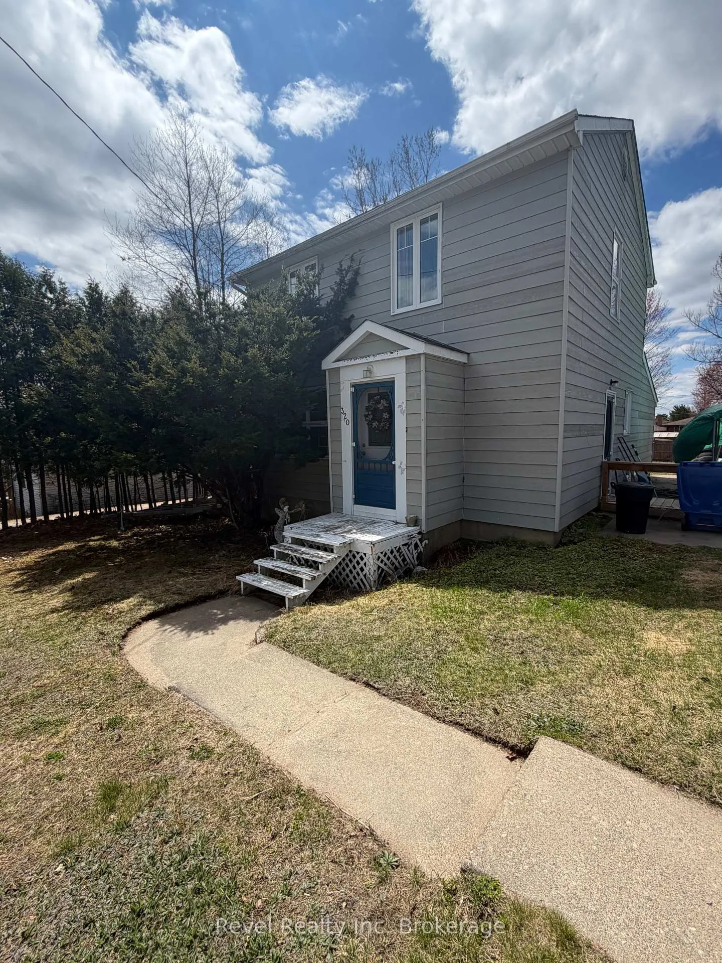 Photo 1 of 320 Eighth Street, Mattawa — HOMEH