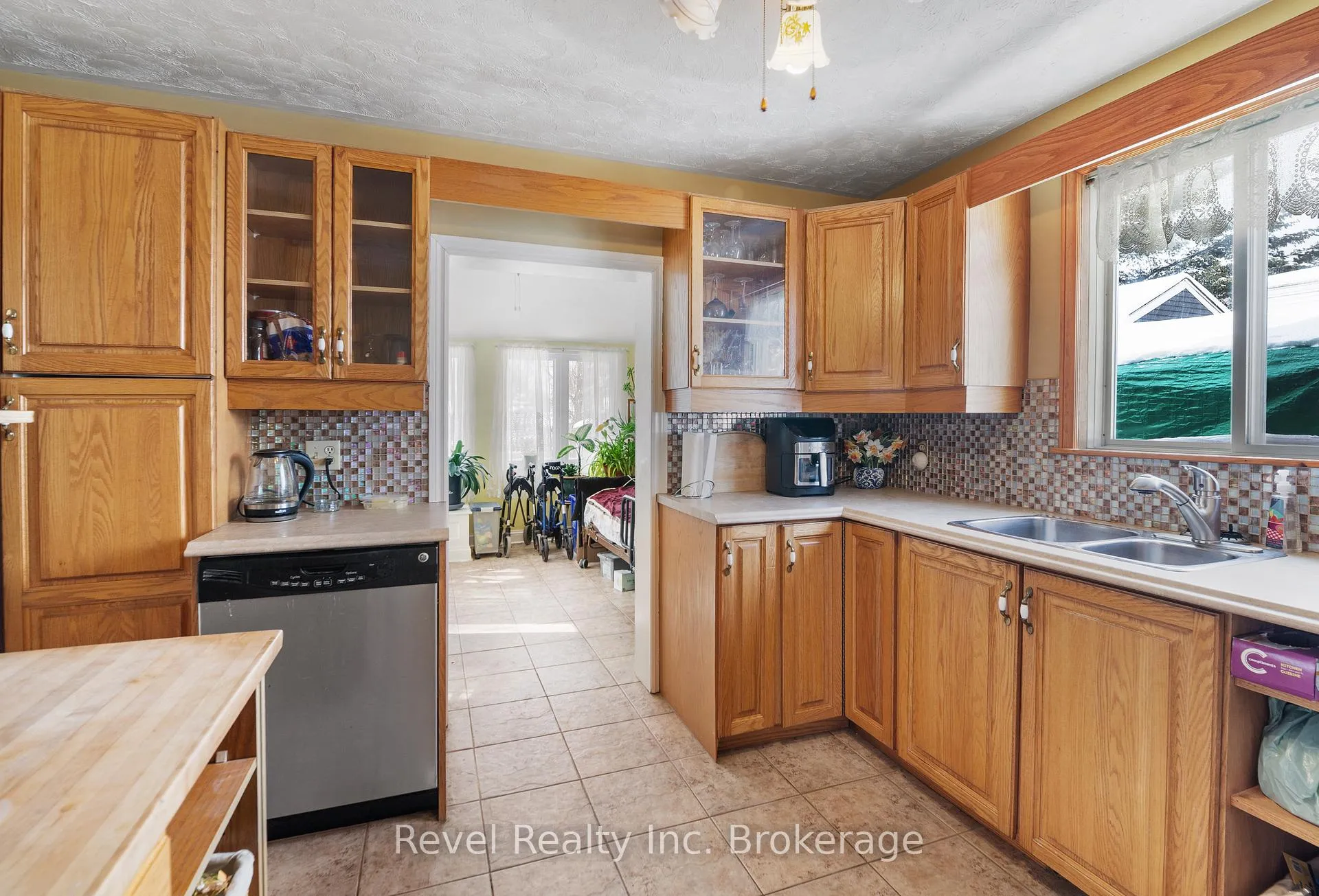 Photo 5 of 320 Eighth Street, Mattawa — HOMEH