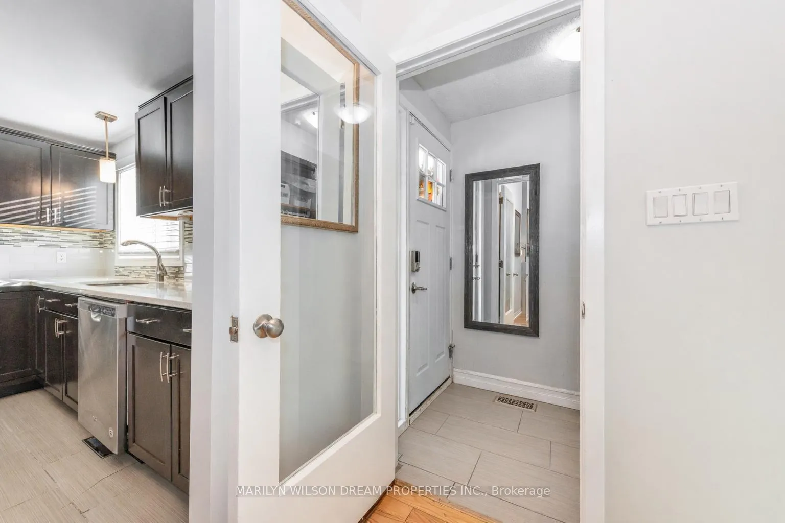 Photo 11 of 946 Elmsmere Road, Ottawa, Beacon Hill South — HOMEH