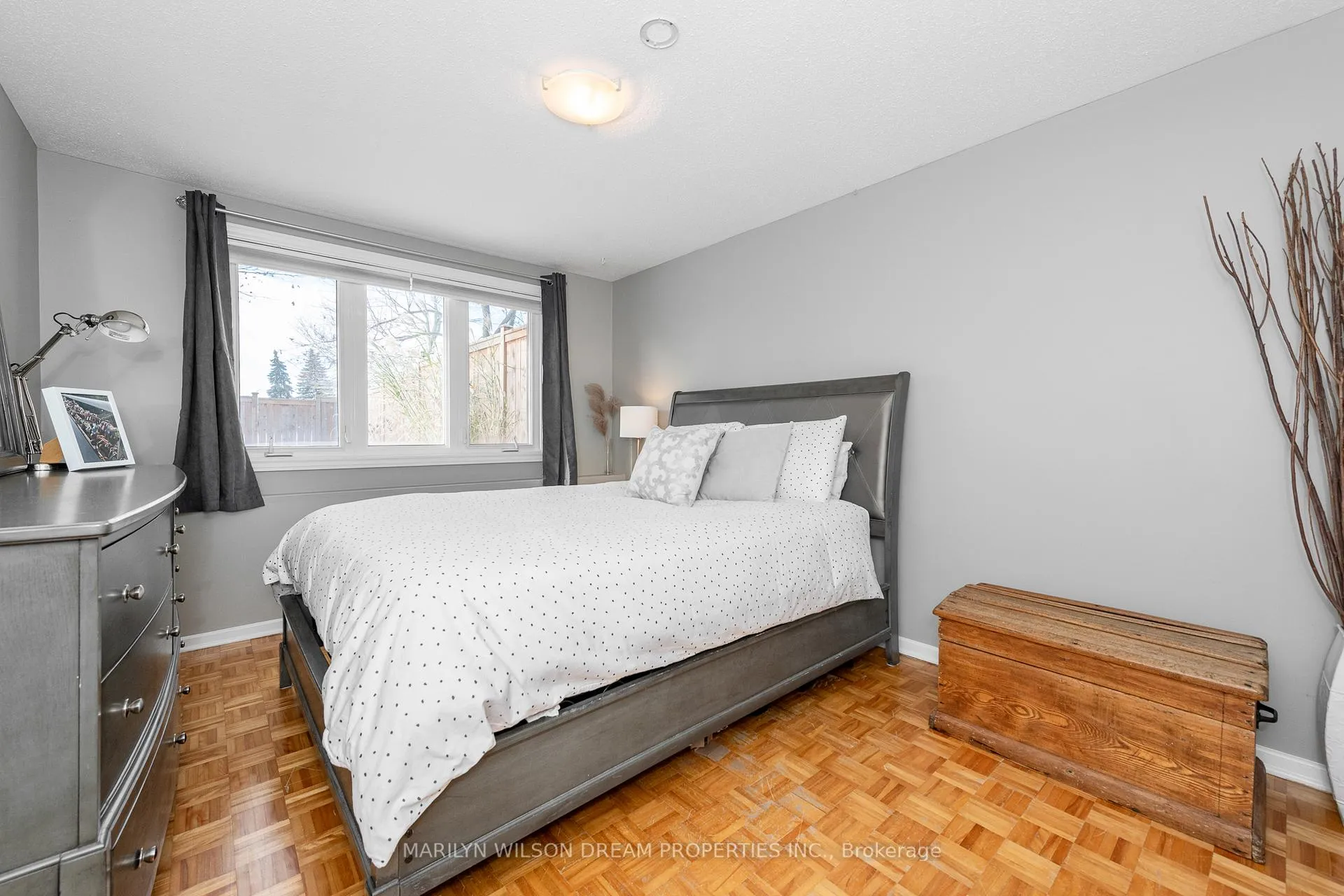 Photo 32 of 946 Elmsmere Road, Ottawa, Beacon Hill South — HOMEH