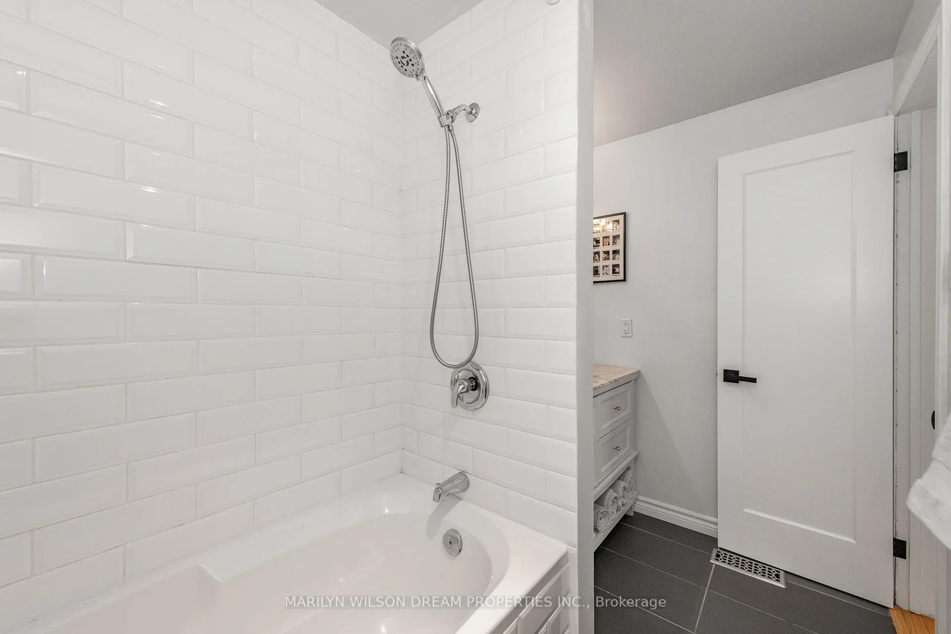 Photo 36 of 946 Elmsmere Road, Ottawa, Beacon Hill South — HOMEH