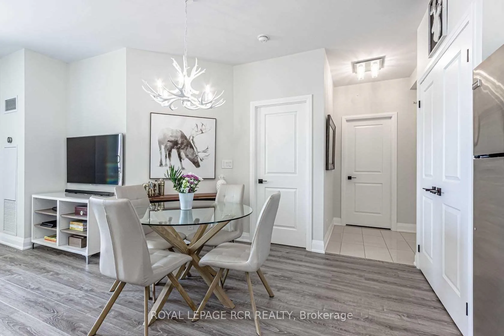 Photo 3 of Unit 913, 12 Woodstream Boulevard, Vaughan, Vaughan Grove — HOMEH