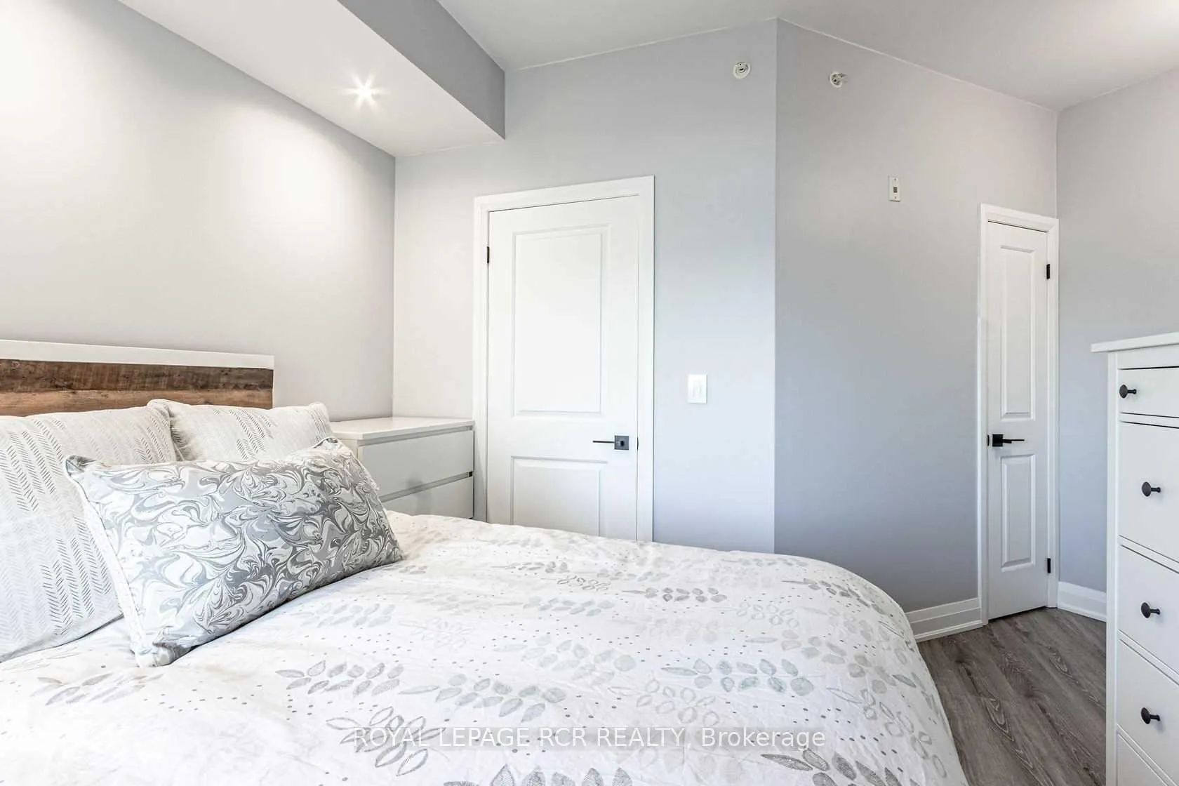 Photo 8 of Unit 913, 12 Woodstream Boulevard, Vaughan, Vaughan Grove — HOMEH