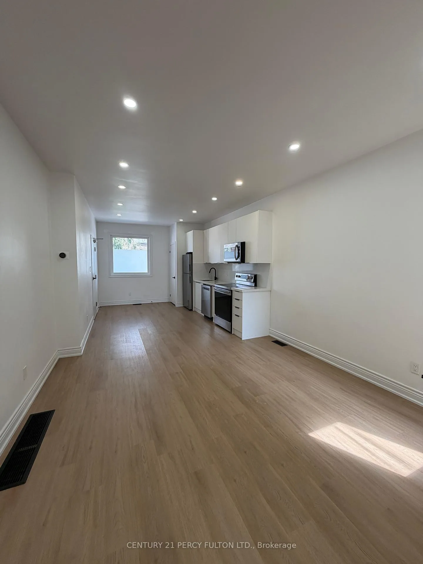 Photo 2 of Unit Main, 382 Lansdowne Avenue, Toronto, Dufferin Grove — HOMEH