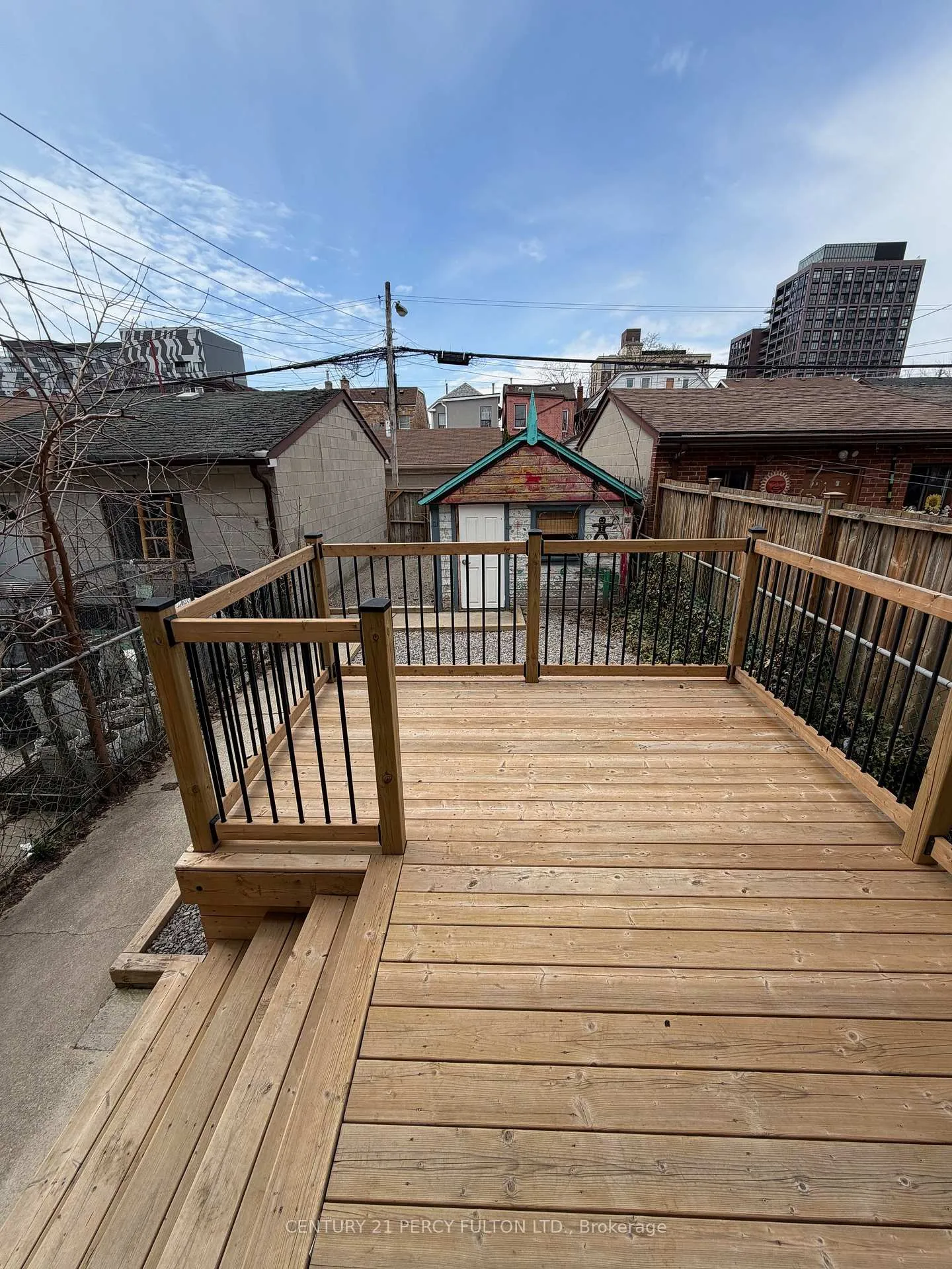 Photo 10 of Unit Main, 382 Lansdowne Avenue, Toronto, Dufferin Grove — HOMEH