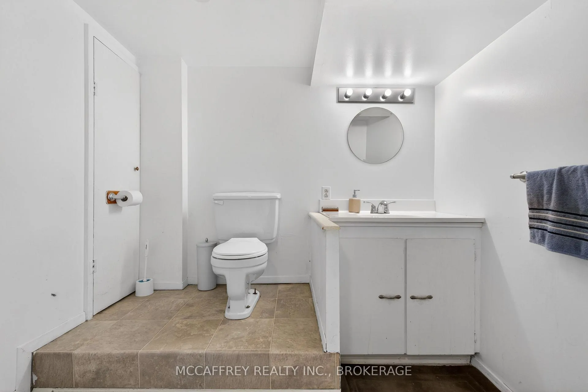 Photo 25 of 1075 Basswood Place, Kingston, City Northwest — HOMEH