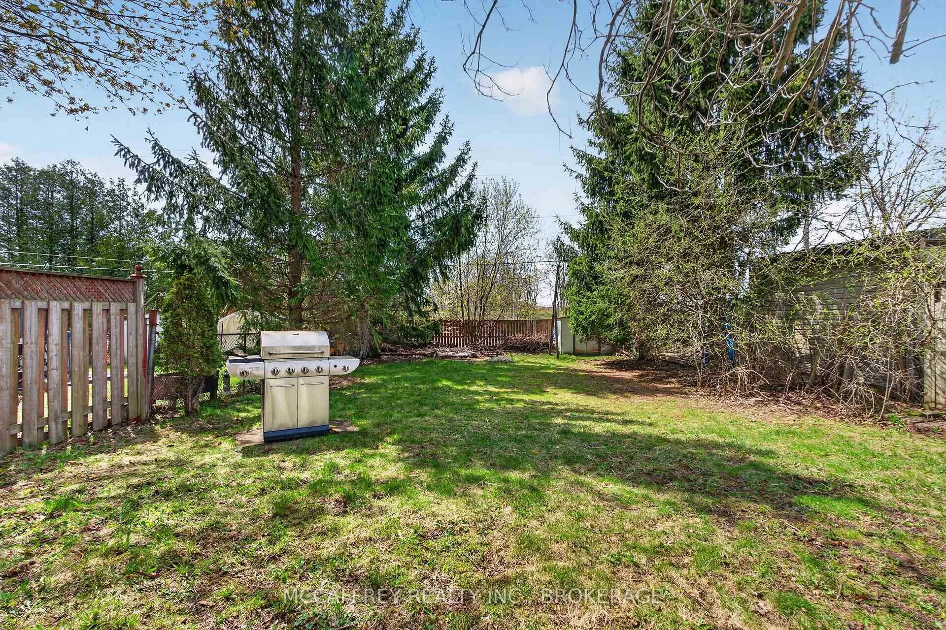Photo 30 of 1075 Basswood Place, Kingston, City Northwest — HOMEH