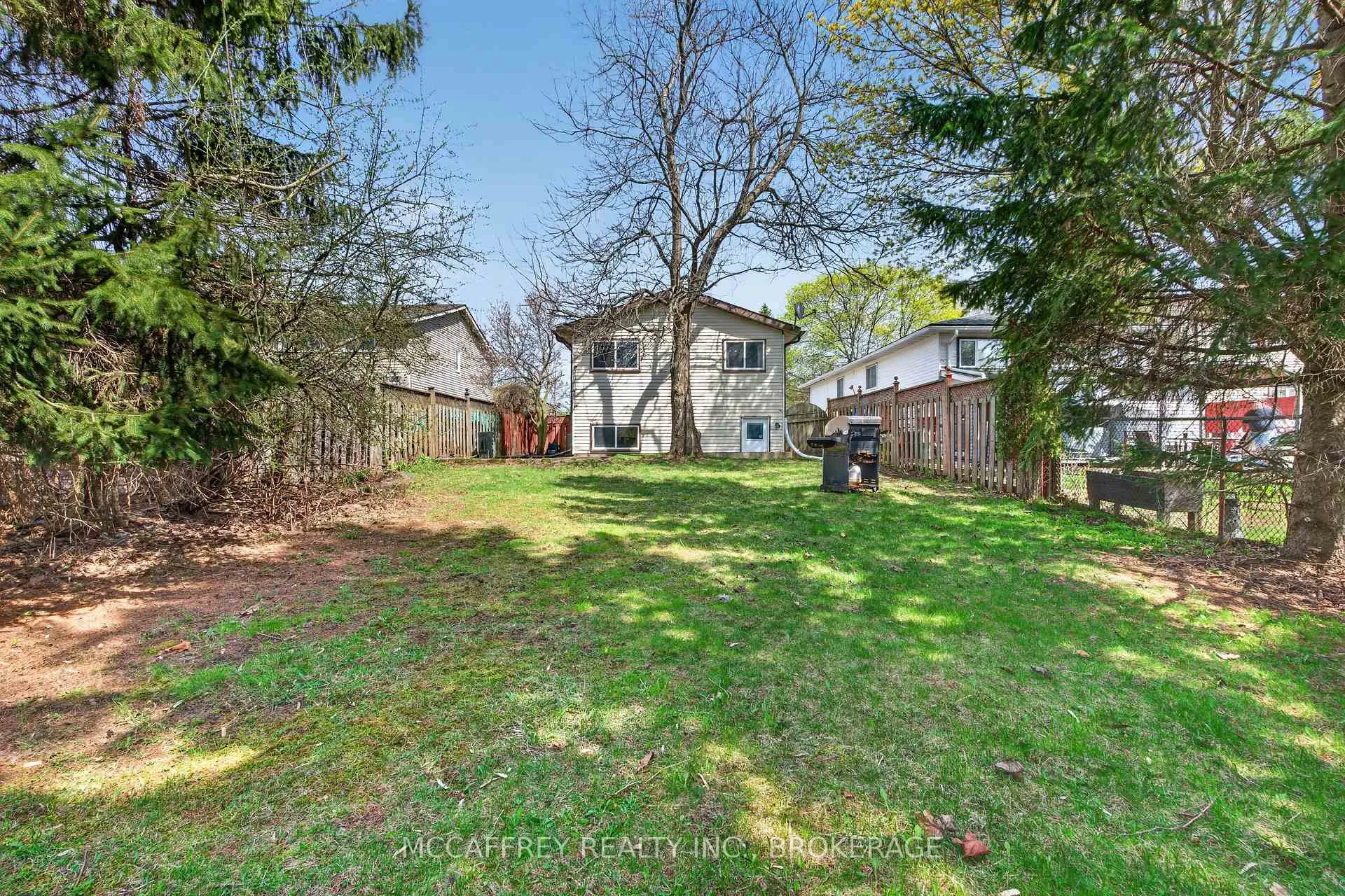 Photo 31 of 1075 Basswood Place, Kingston, City Northwest — HOMEH