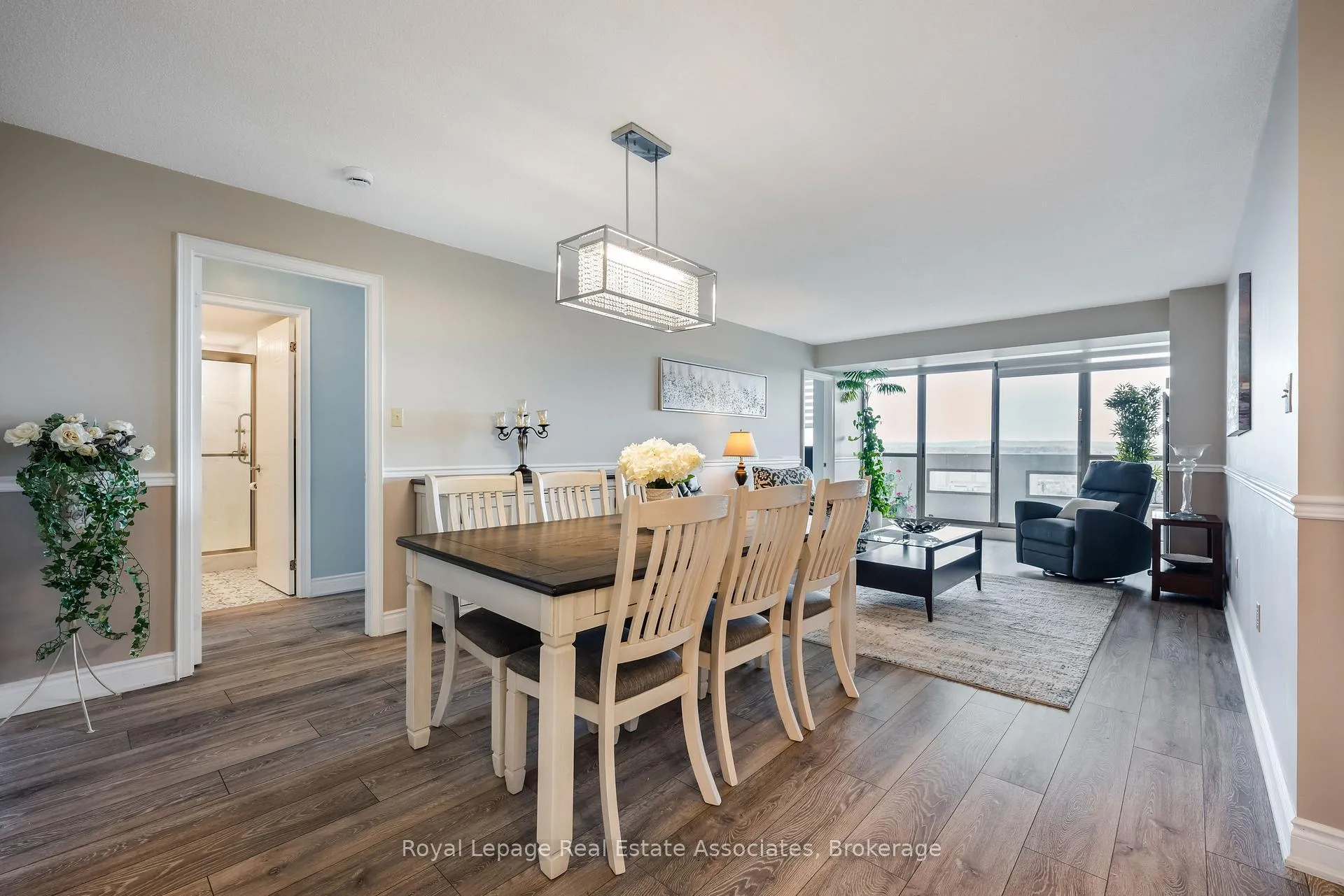 Photo 11 of Unit 1402, 20 Mcfarlane Drive, Halton Hills, Georgetown — HOMEH