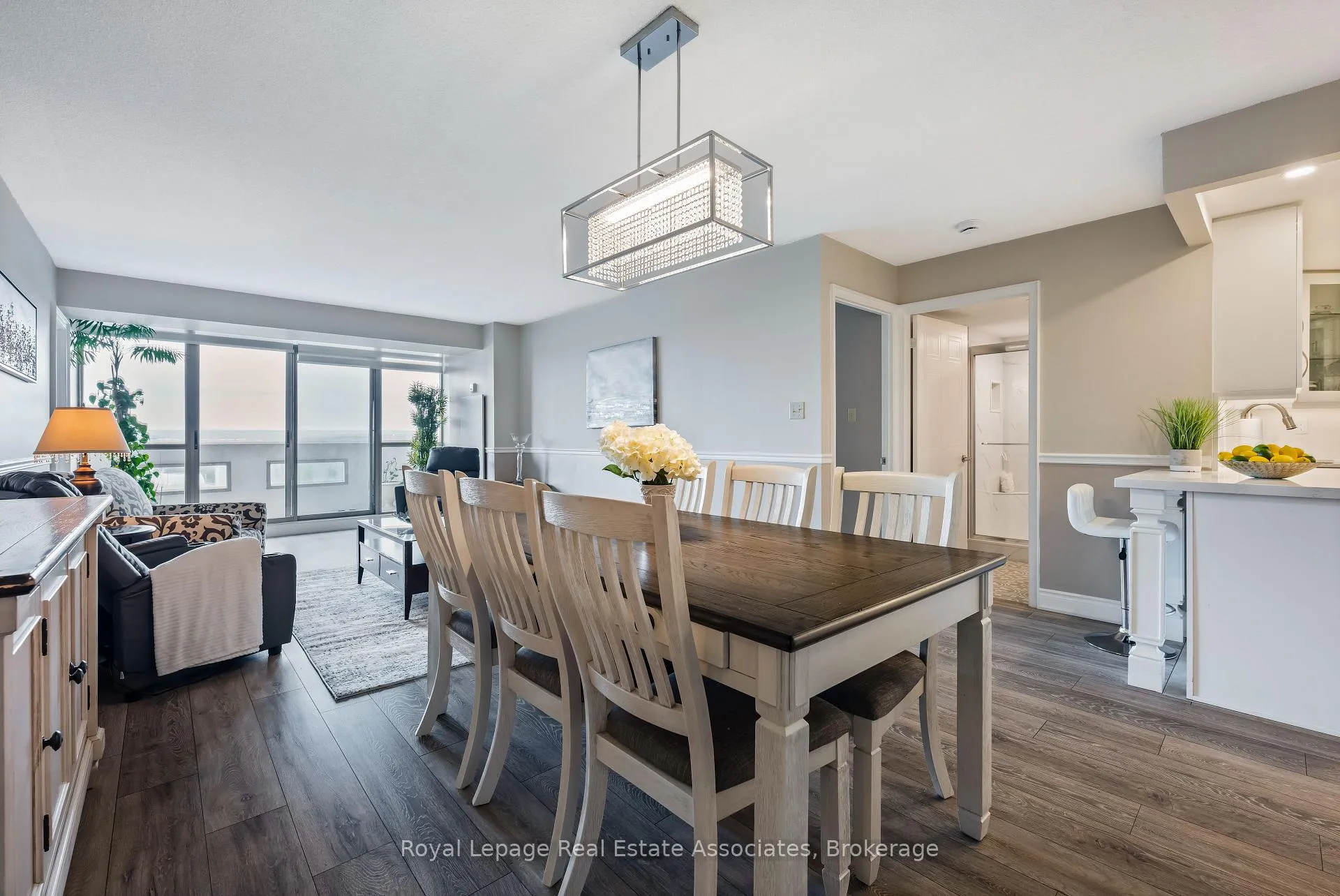 Photo 12 of Unit 1402, 20 Mcfarlane Drive, Halton Hills, Georgetown — HOMEH
