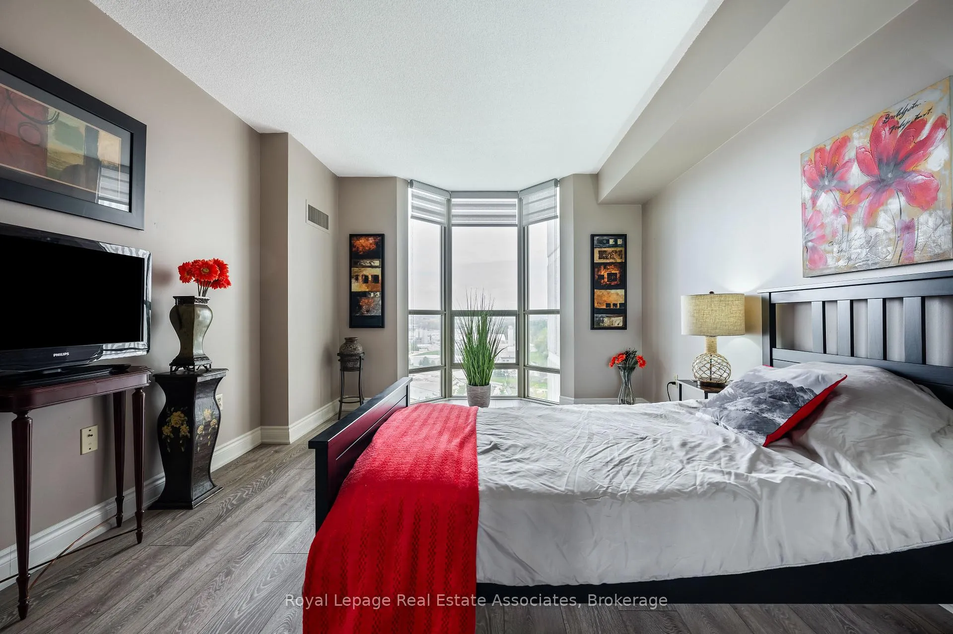 Photo 17 of Unit 1402, 20 Mcfarlane Drive, Halton Hills, Georgetown — HOMEH