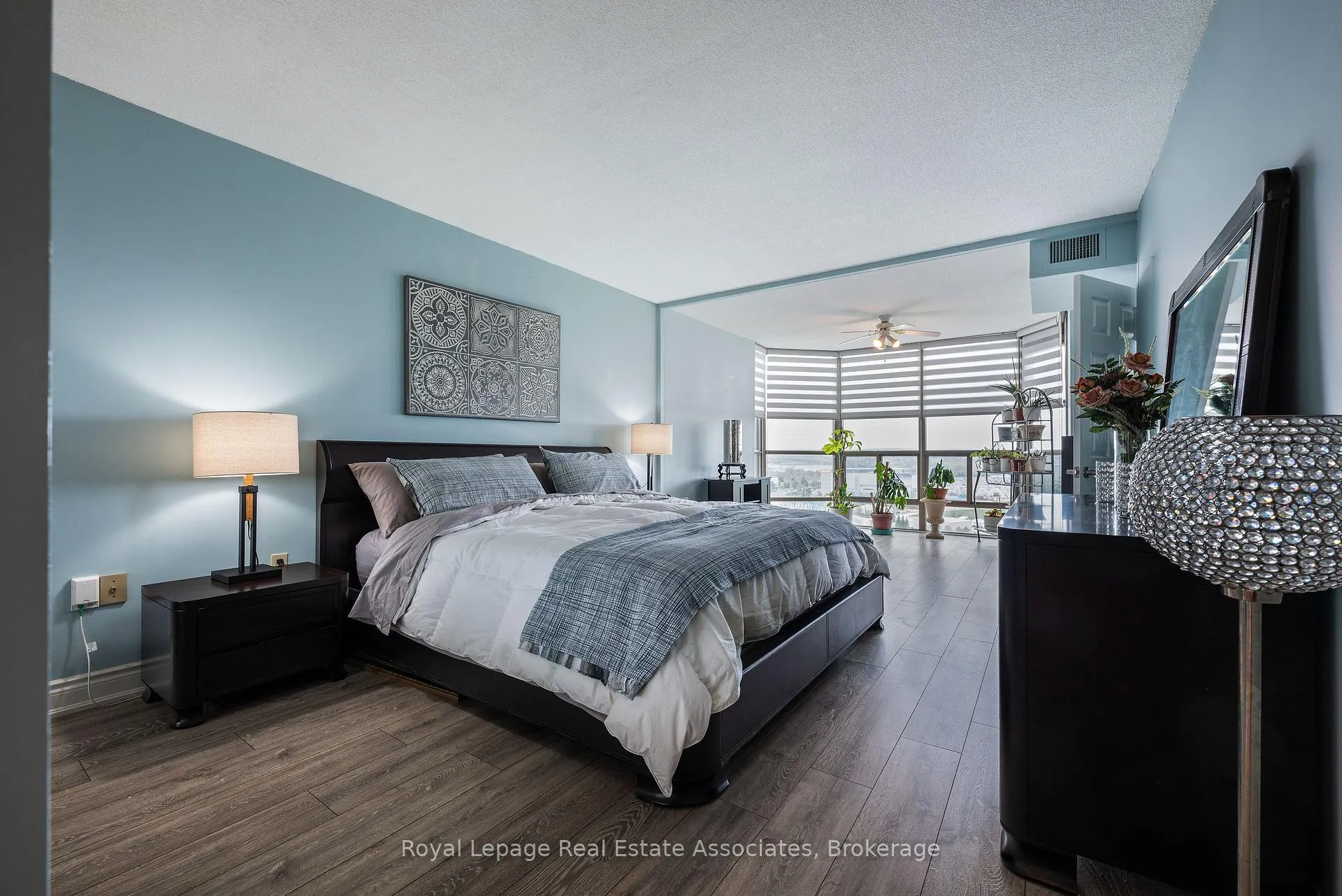 Photo 22 of Unit 1402, 20 Mcfarlane Drive, Halton Hills, Georgetown — HOMEH