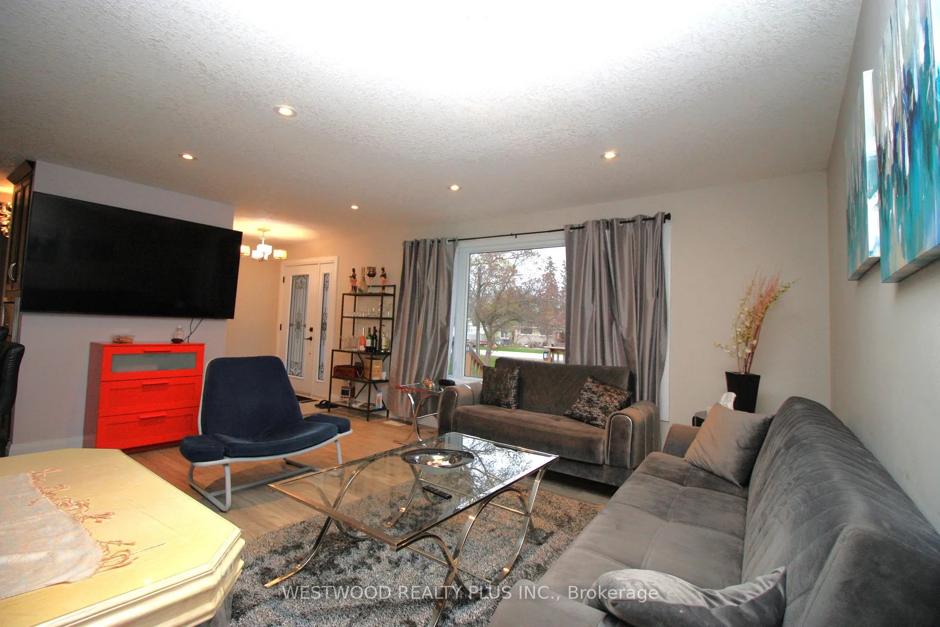 Photo 4 of 1042 Goshen Road, Innisfil, Alcona — HOMEH