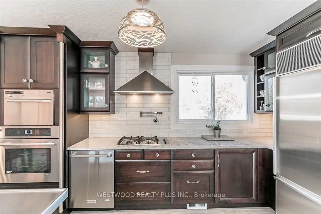 Photo 5 of 1042 Goshen Road, Innisfil, Alcona — HOMEH