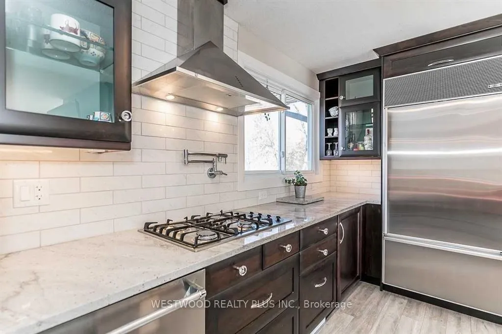 Photo 6 of 1042 Goshen Road, Innisfil, Alcona — HOMEH